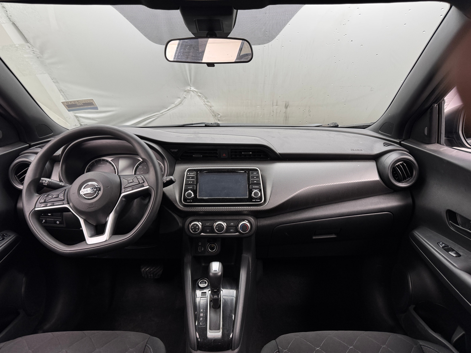 Thumbnail: 2020 Nissan Kicks - 3