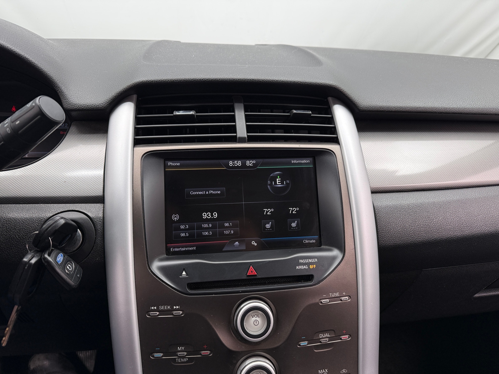 Thumbnail: 2014 Ford Edge - 3