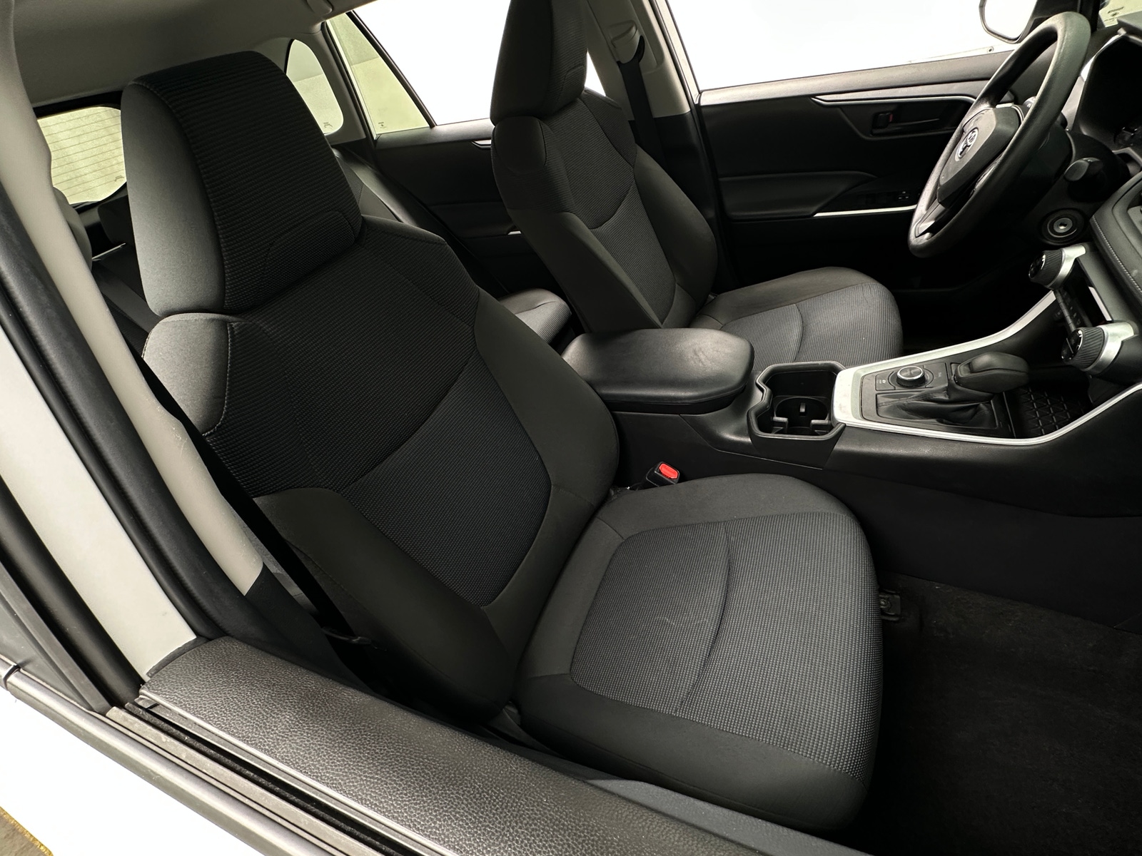 Thumbnail: 2022 Toyota RAV4 - 2