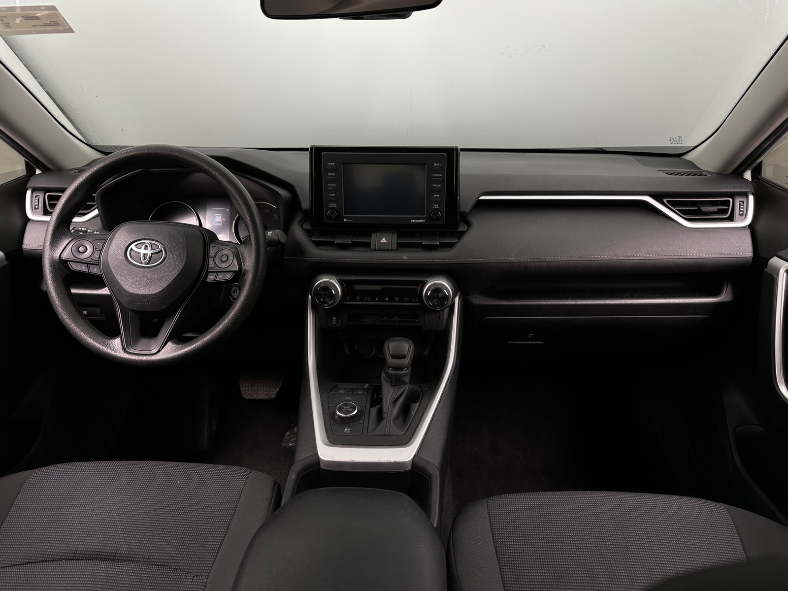 Thumbnail: 2022 Toyota RAV4 - 3