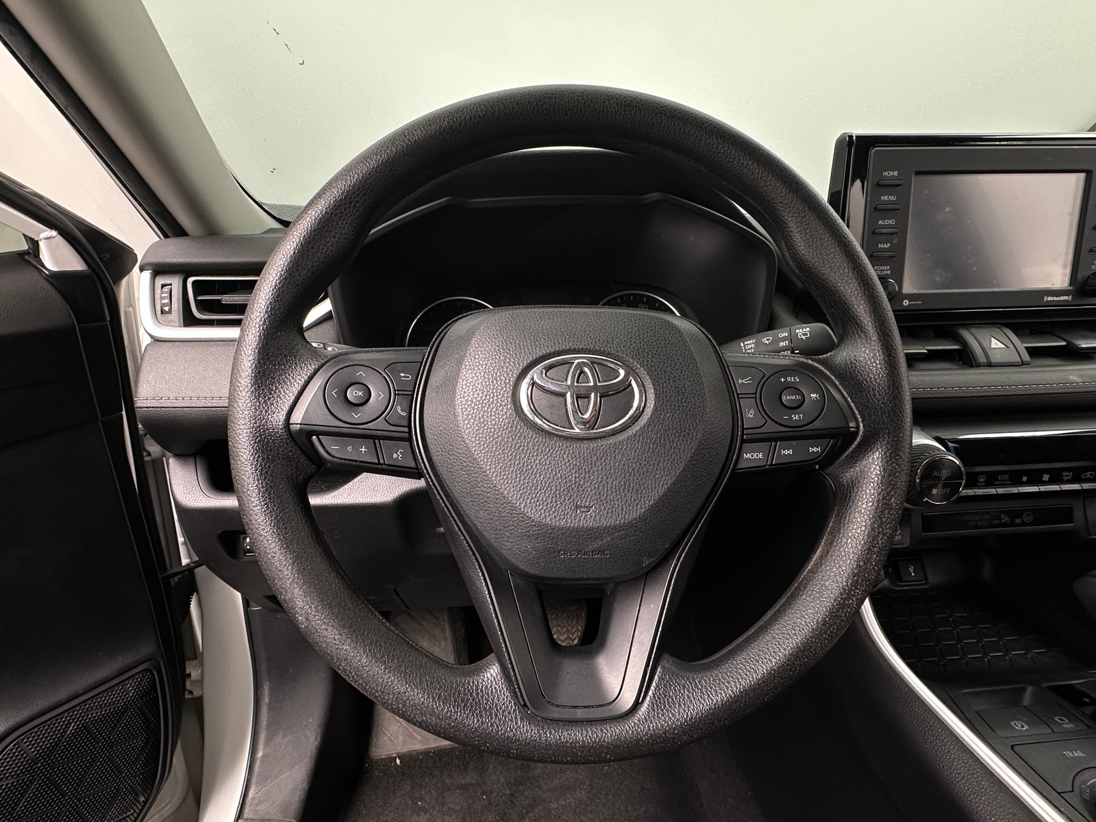 Thumbnail: 2022 Toyota RAV4 - 5