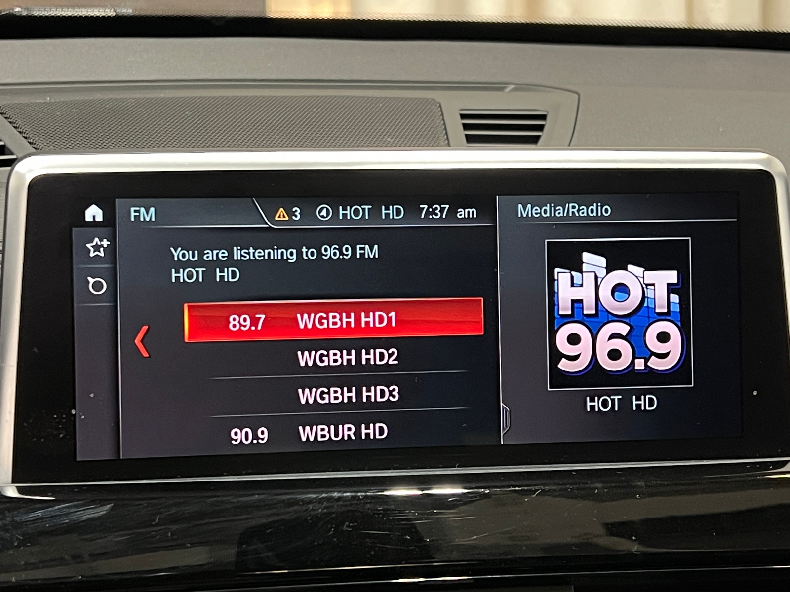 Thumbnail: 2020 BMW X1 - 3