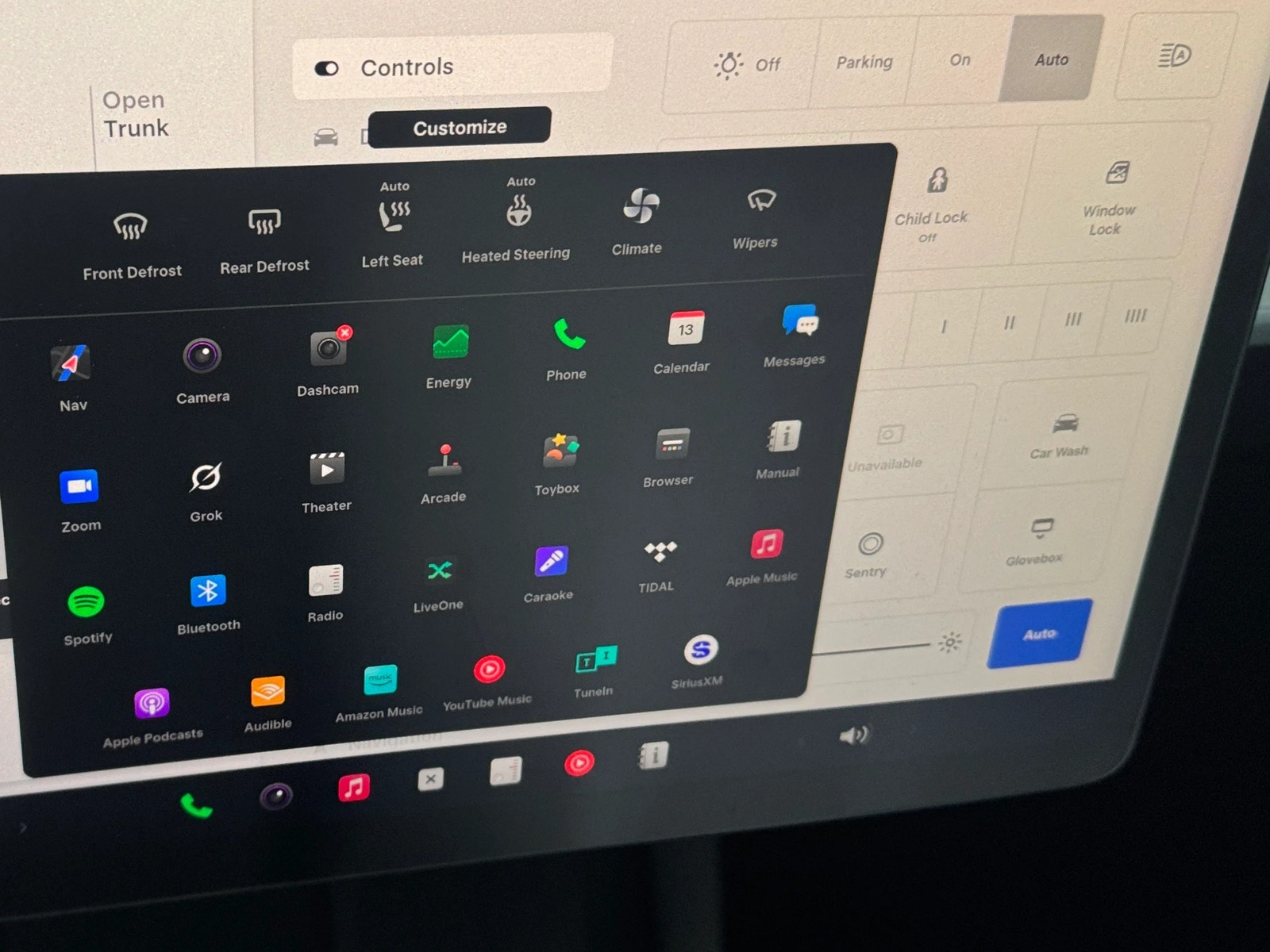 Thumbnail: 2023 Tesla Model Y - 3