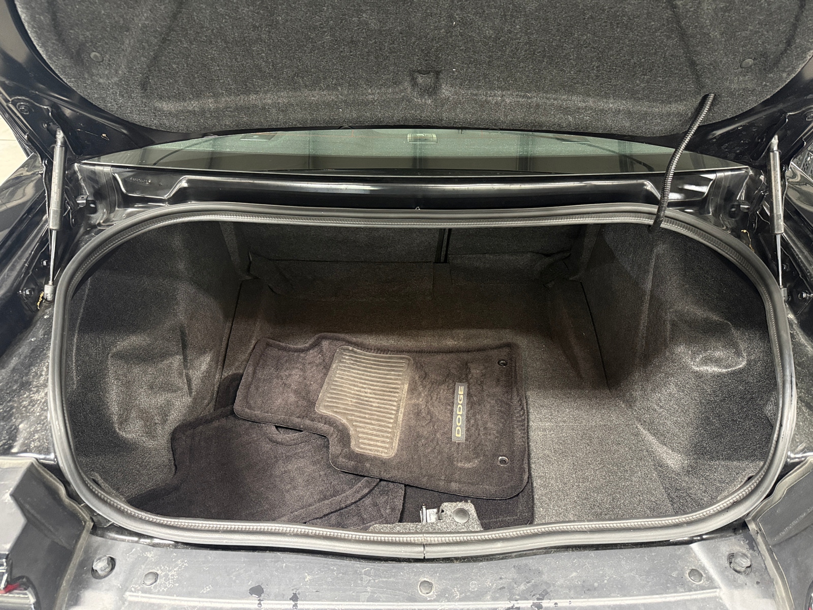 Thumbnail: 2017 Dodge Challenger - 6