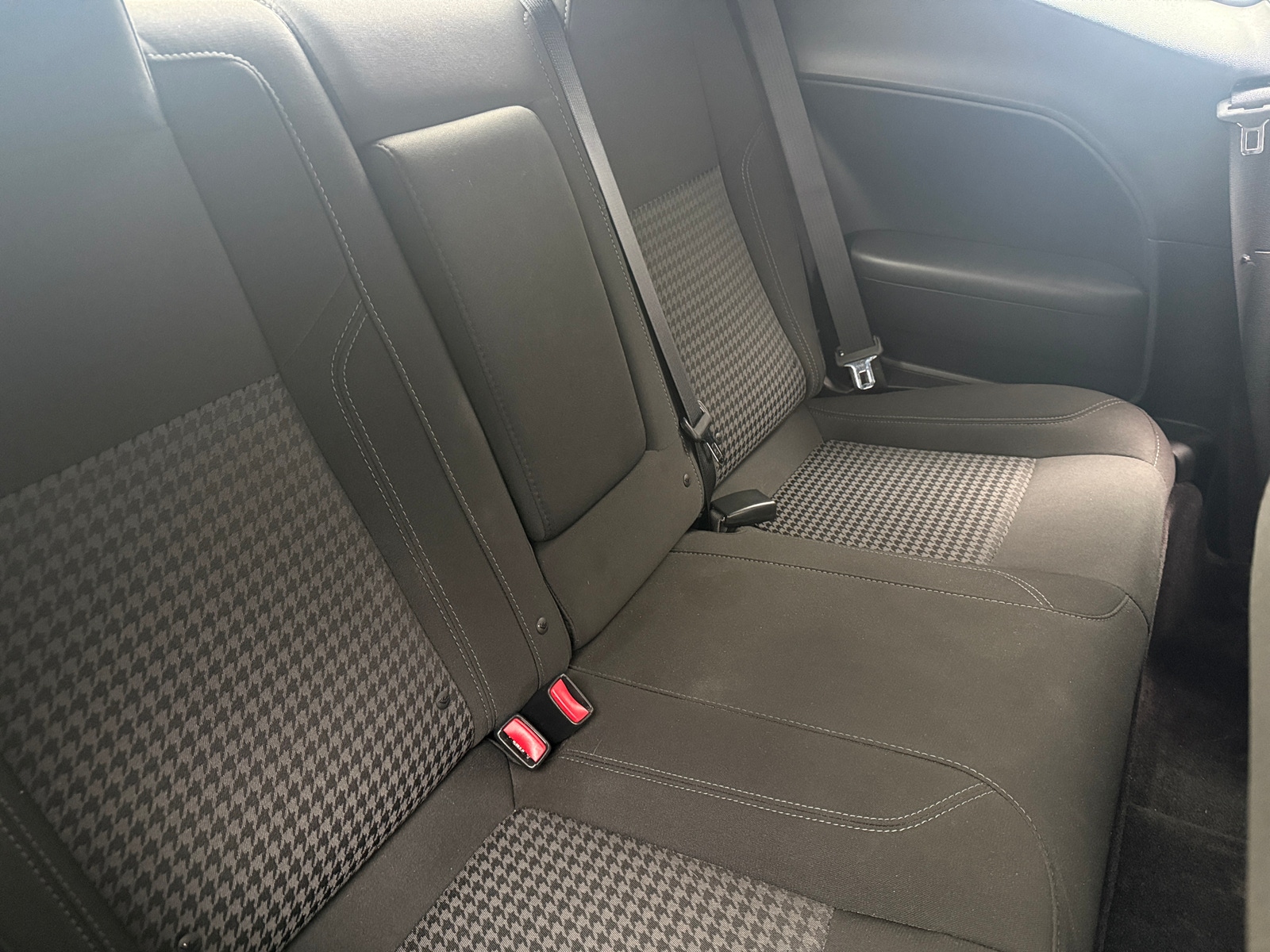 Thumbnail: 2017 Dodge Challenger - 5