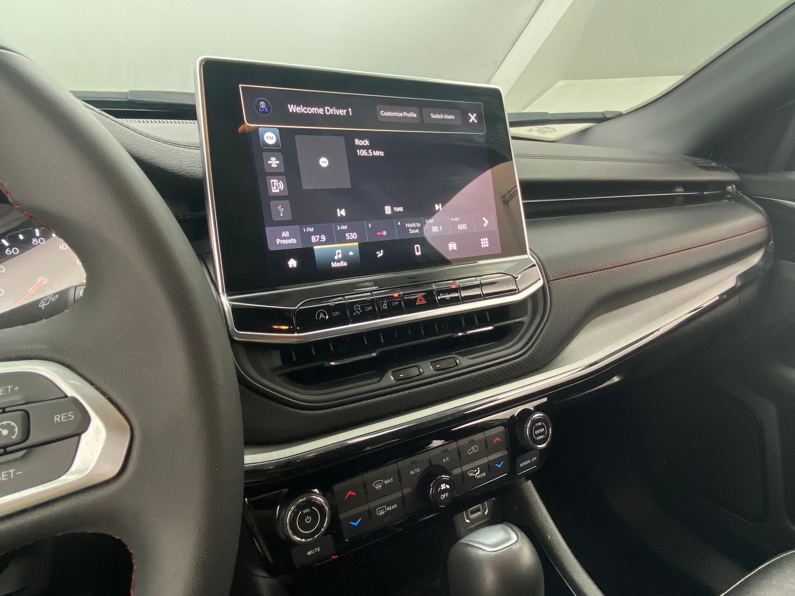 Thumbnail: 2025 Jeep Compass - 4