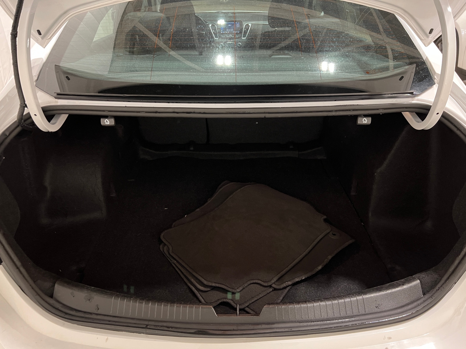 Thumbnail: 2024 Chevrolet Malibu - 7