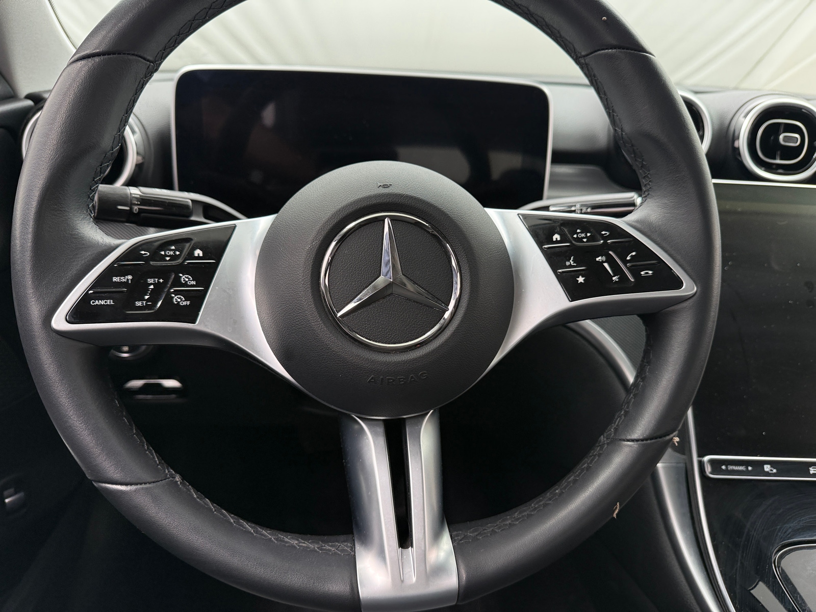 Thumbnail: 2025 Mercedes-Benz C-Class - 4