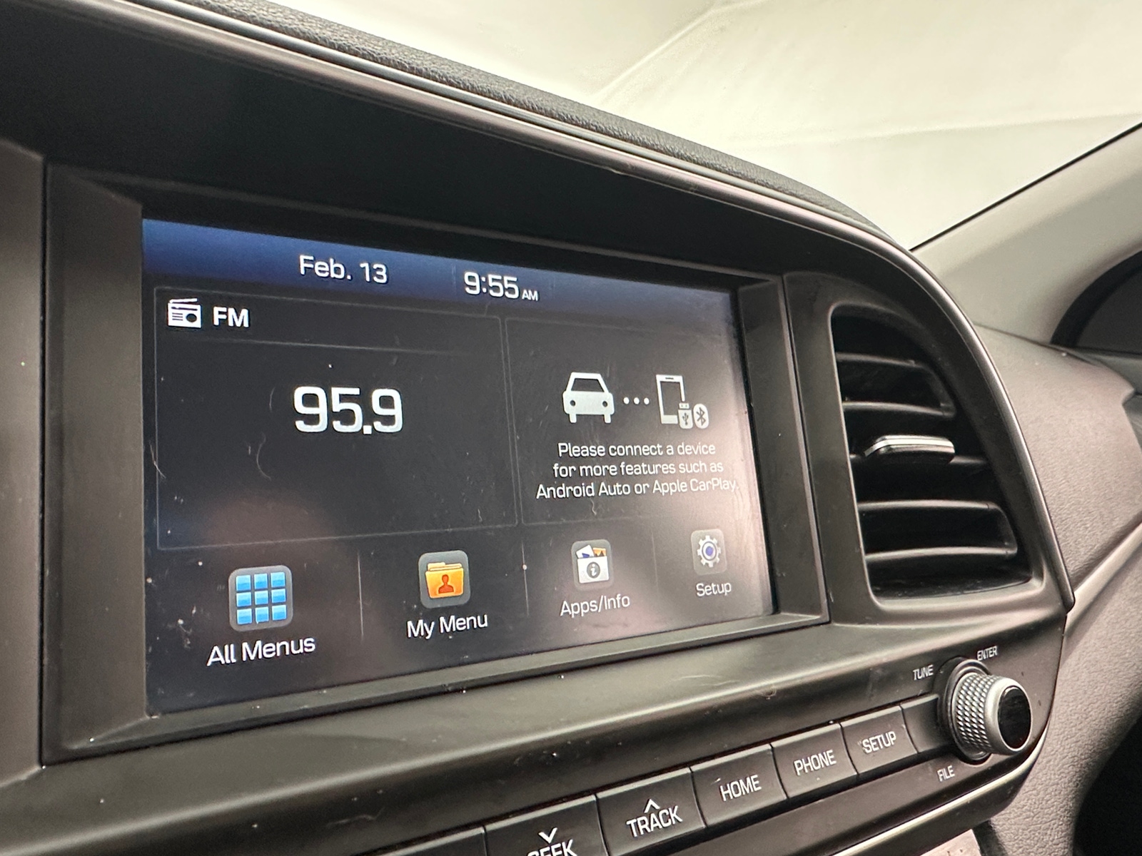 Thumbnail: 2020 Hyundai Elantra - 4