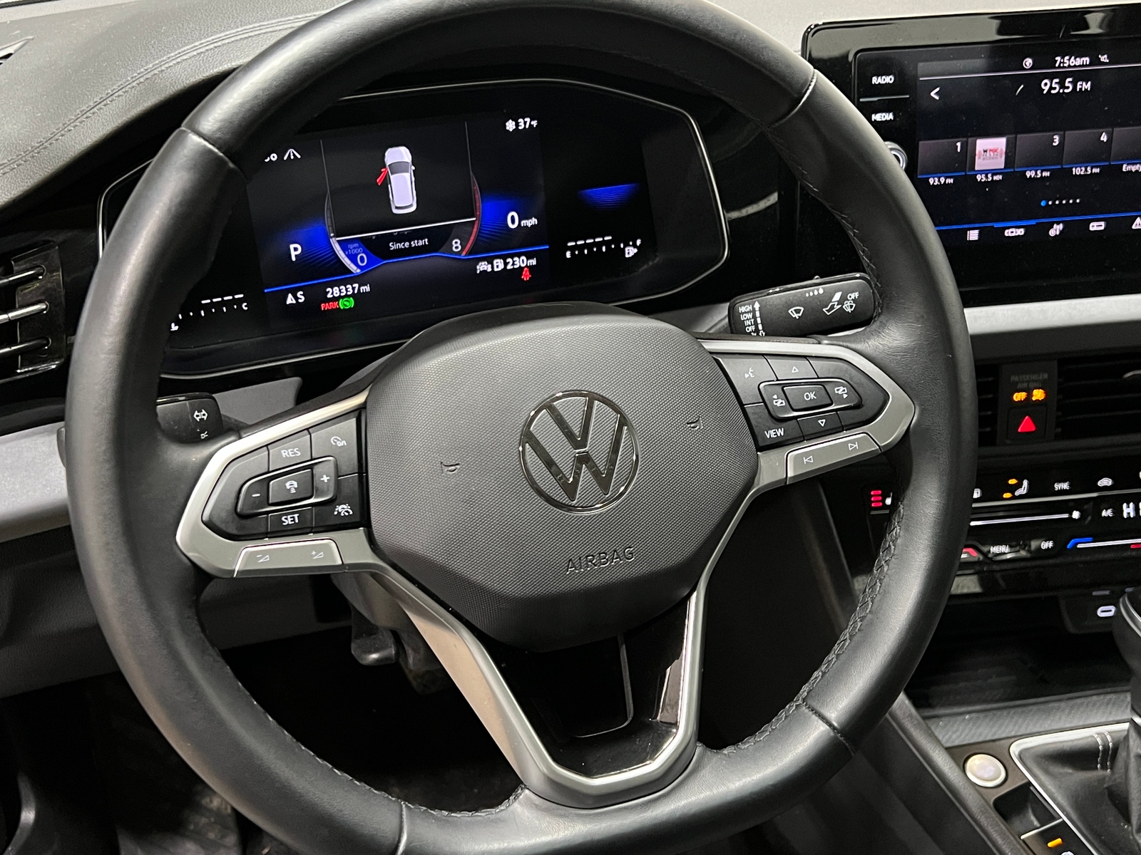 Thumbnail: 2025 Volkswagen Jetta - 4