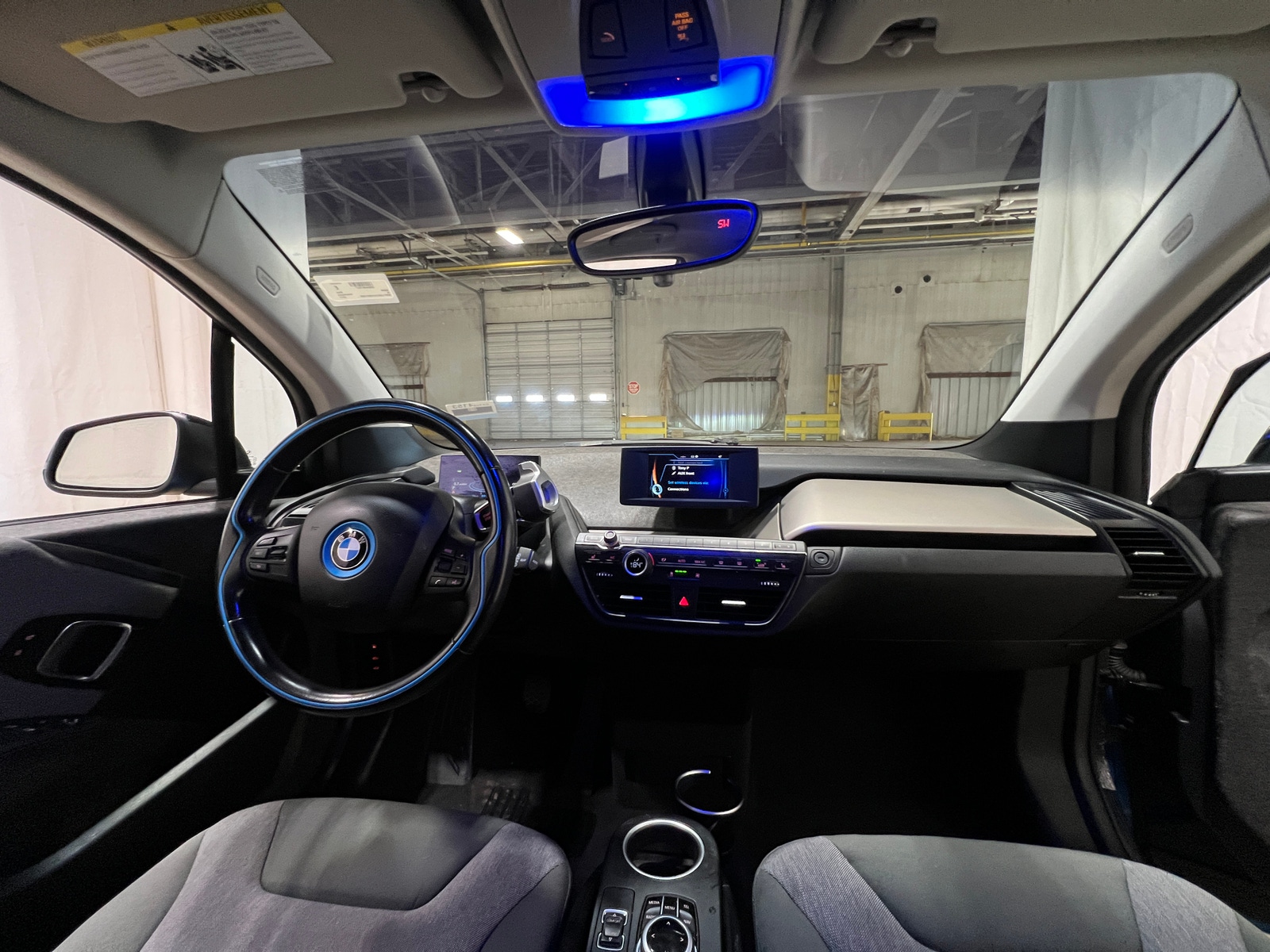 Thumbnail: 2017 BMW i3 - 3