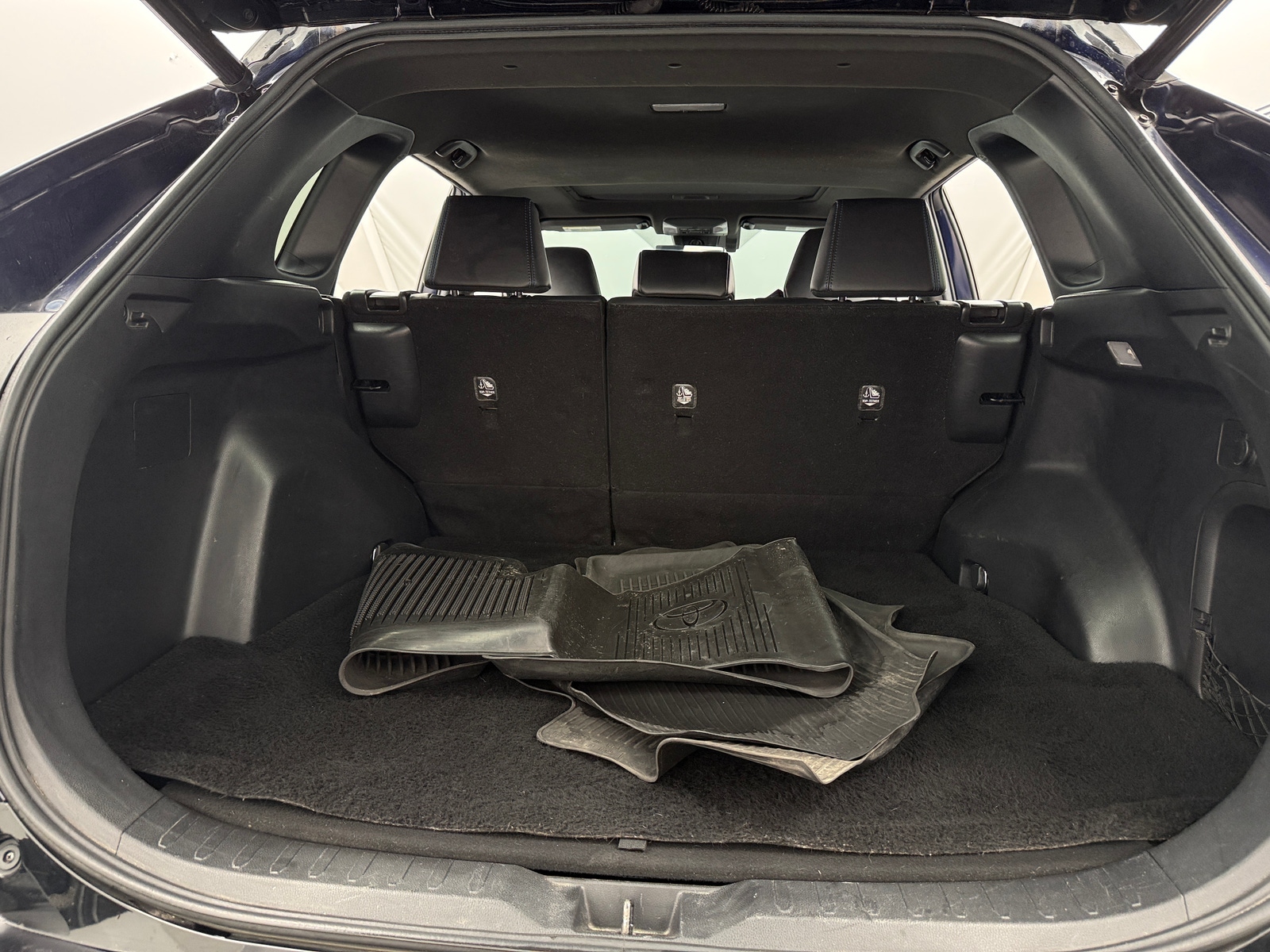 Thumbnail: 2020 Toyota RAV4 - 7