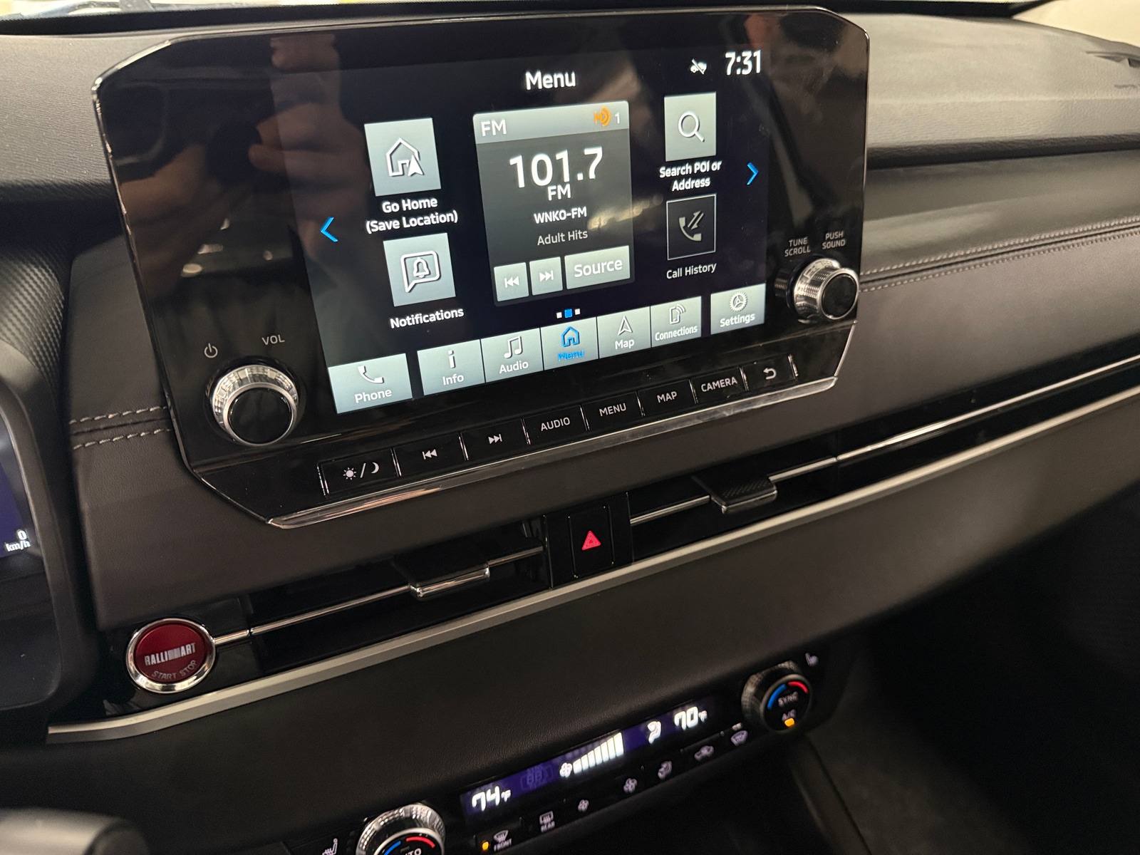 Thumbnail: 2023 Mitsubishi Outlander - 3