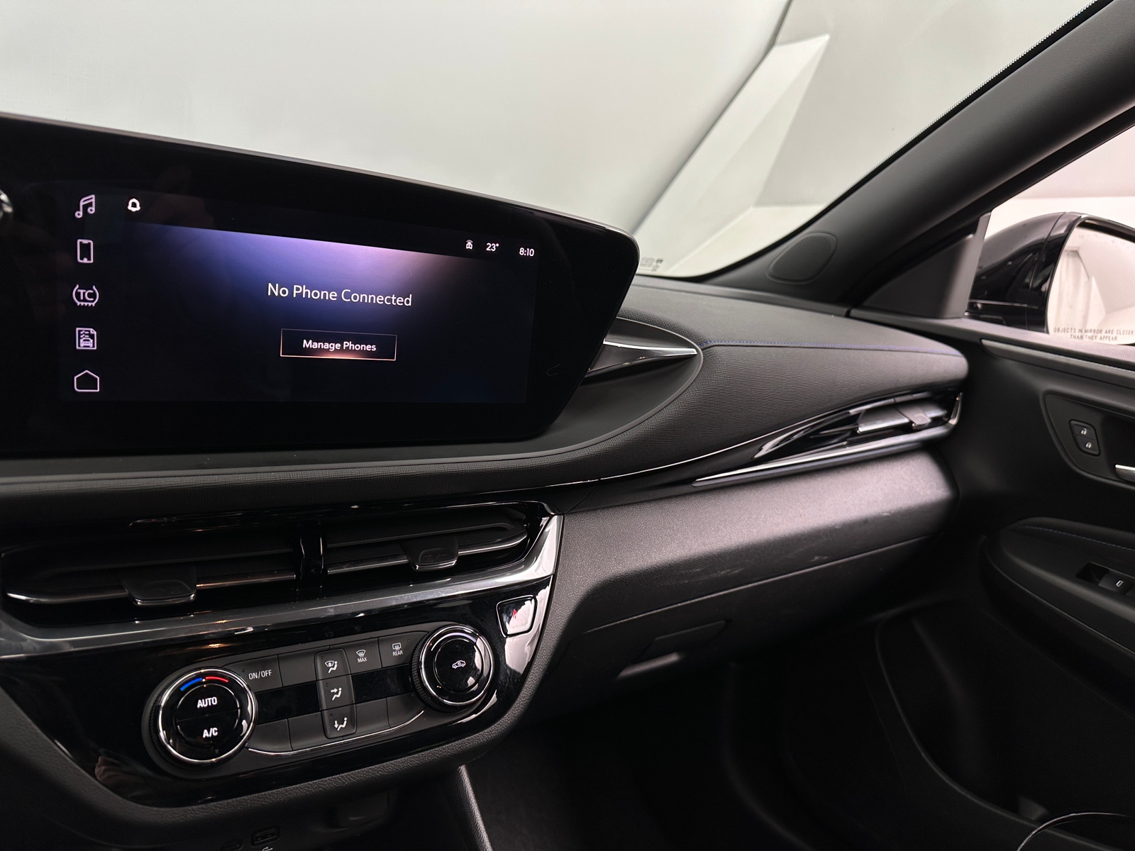 Thumbnail: 2025 Buick Envista - 3