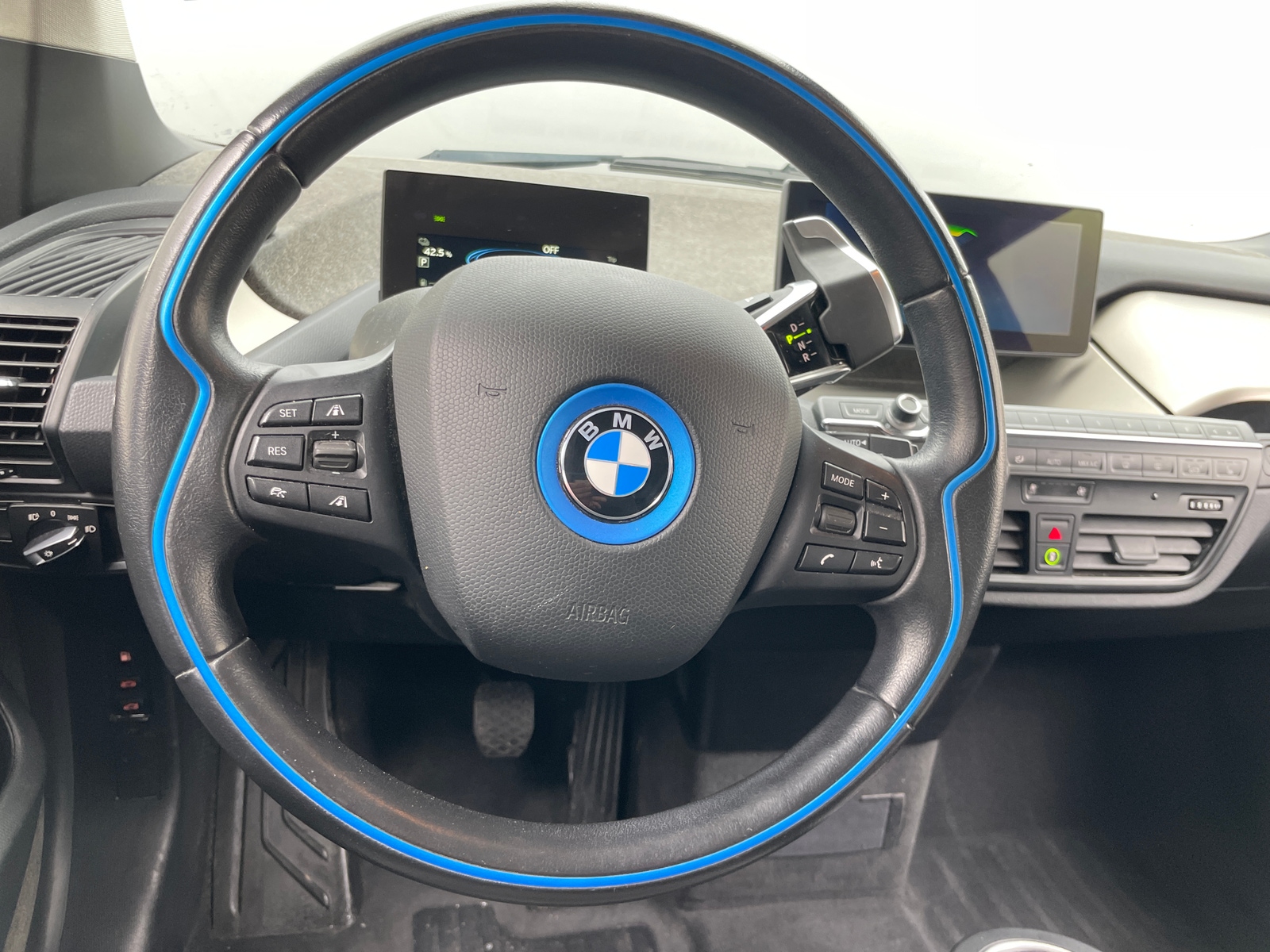 Thumbnail: 2018 BMW i3 - 4