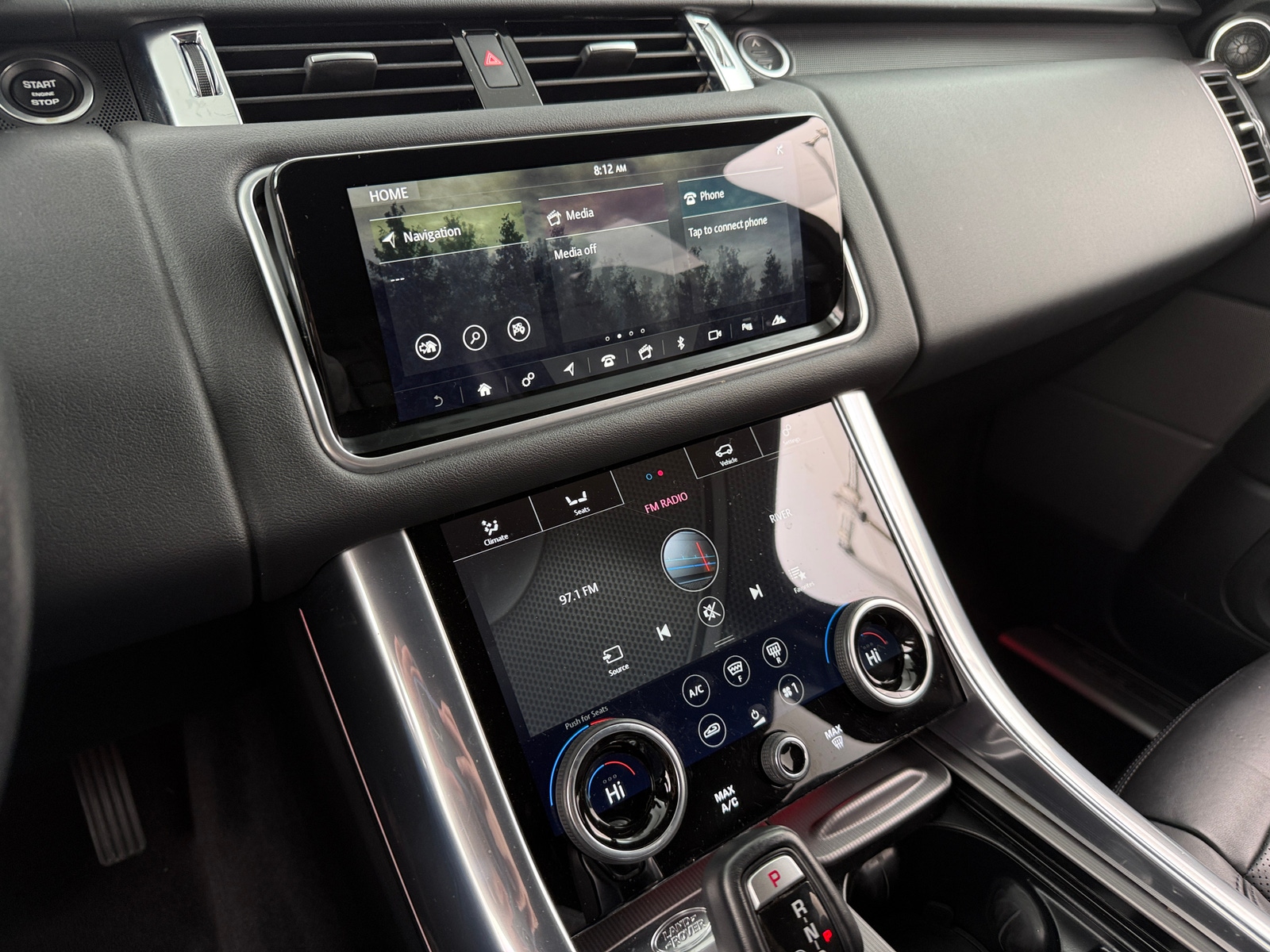 Thumbnail: 2020 Land Rover Range Rover Sport - 3