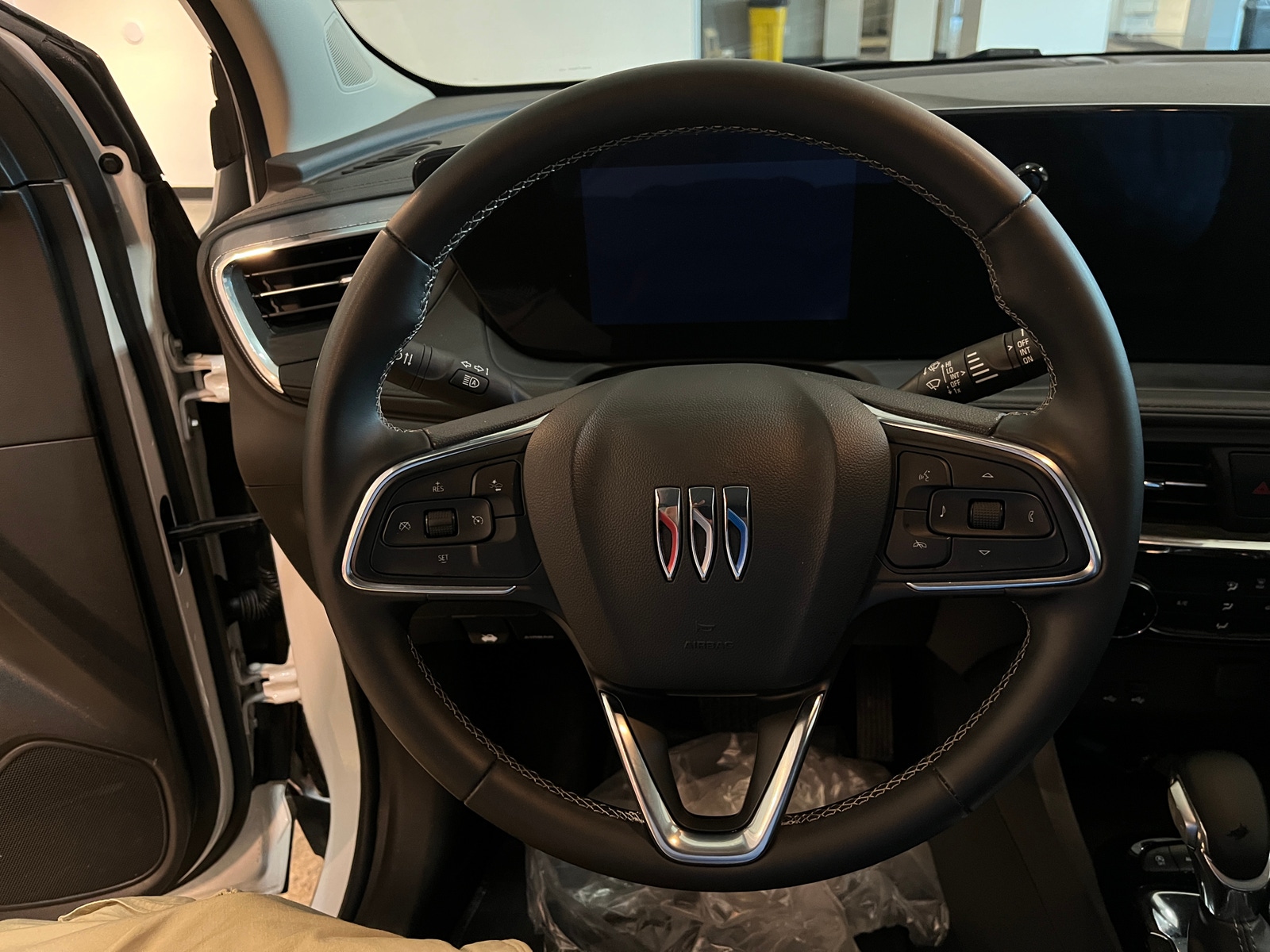 Thumbnail: 2025 Buick Encore GX - 5