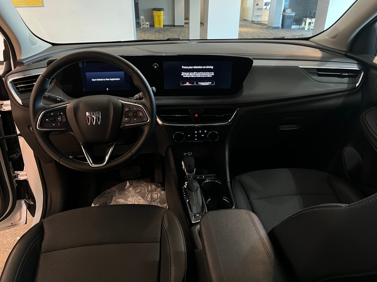 Thumbnail: 2025 Buick Encore GX - 3