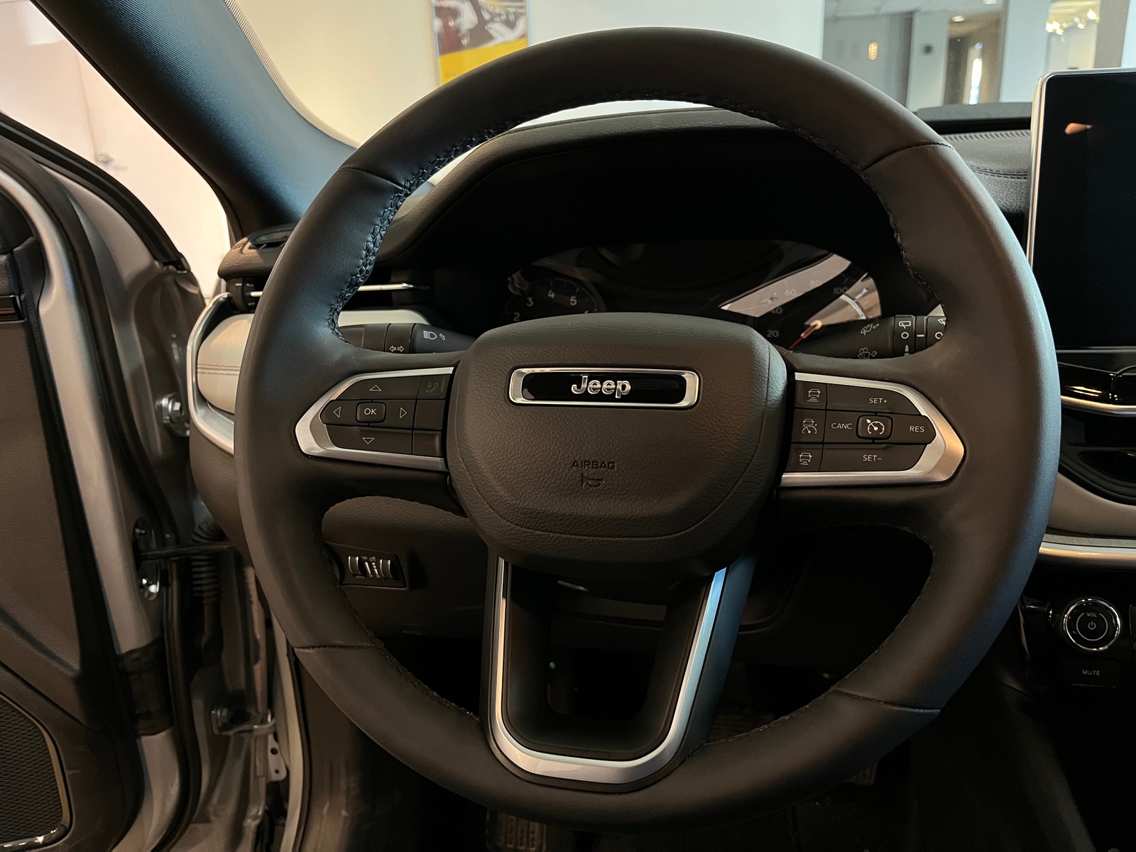 Thumbnail: 2025 Jeep Compass - 5