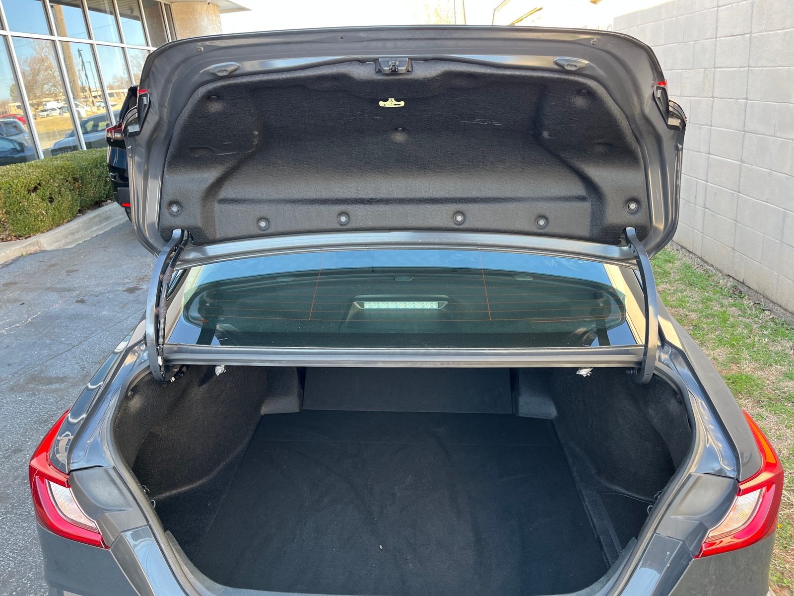 Thumbnail: 2025 Toyota Camry - 6