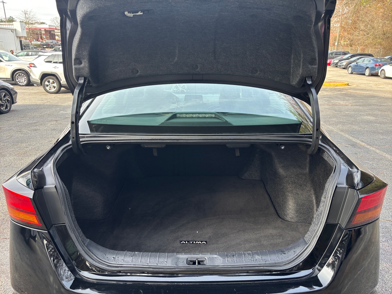 Thumbnail: 2025 Nissan Altima - 6