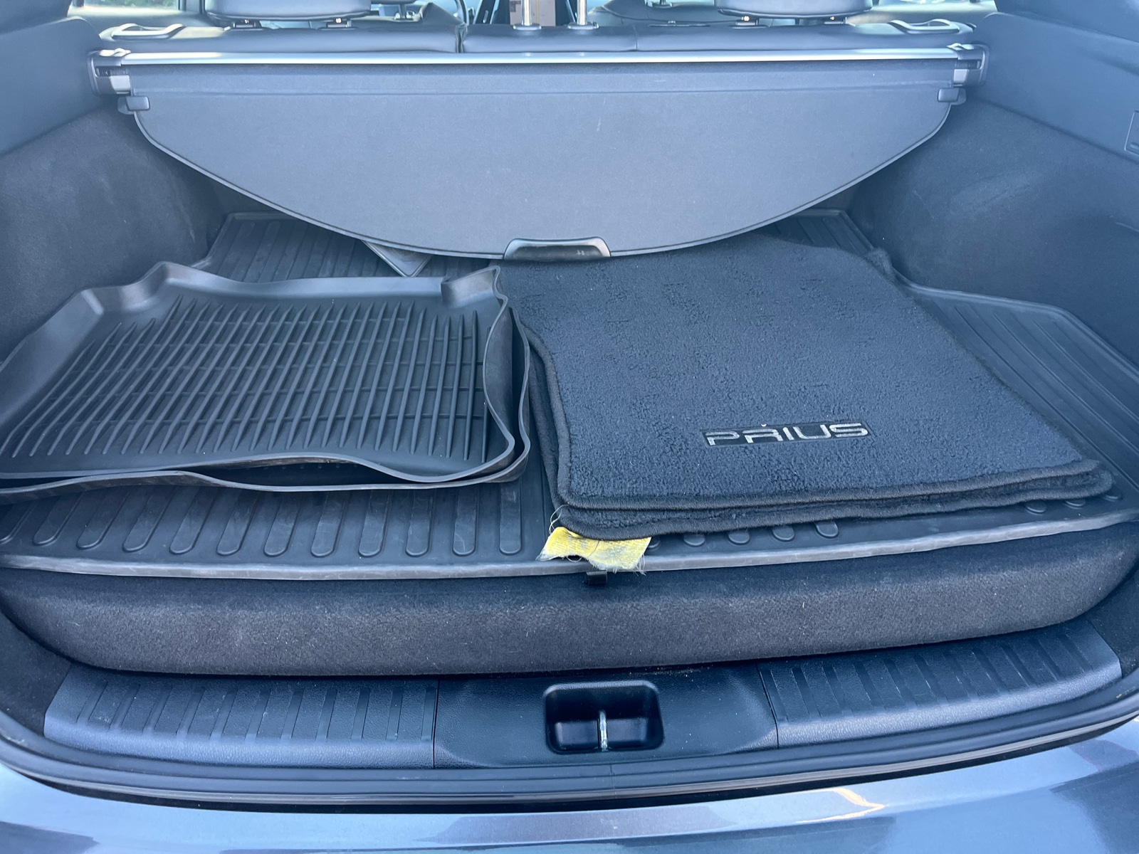 Thumbnail: 2022 Toyota Prius Prime - 6