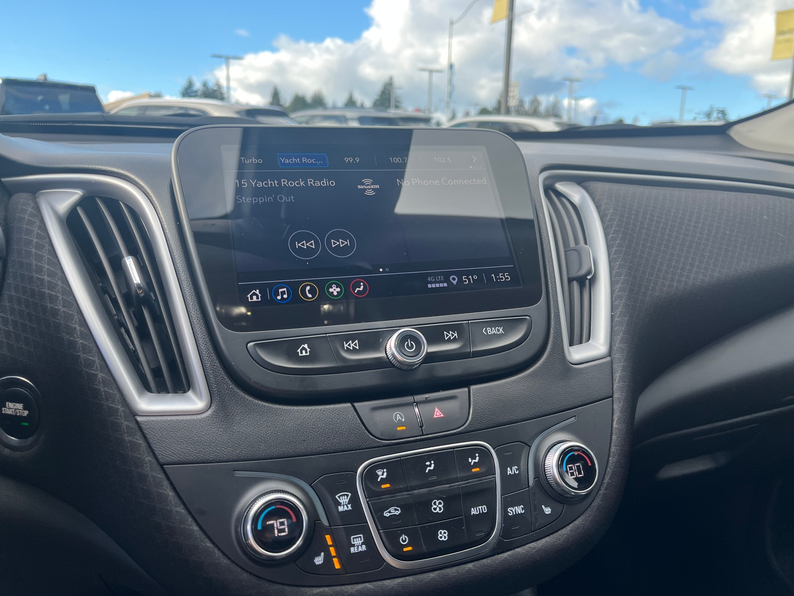 Thumbnail: 2024 Chevrolet Malibu - 4