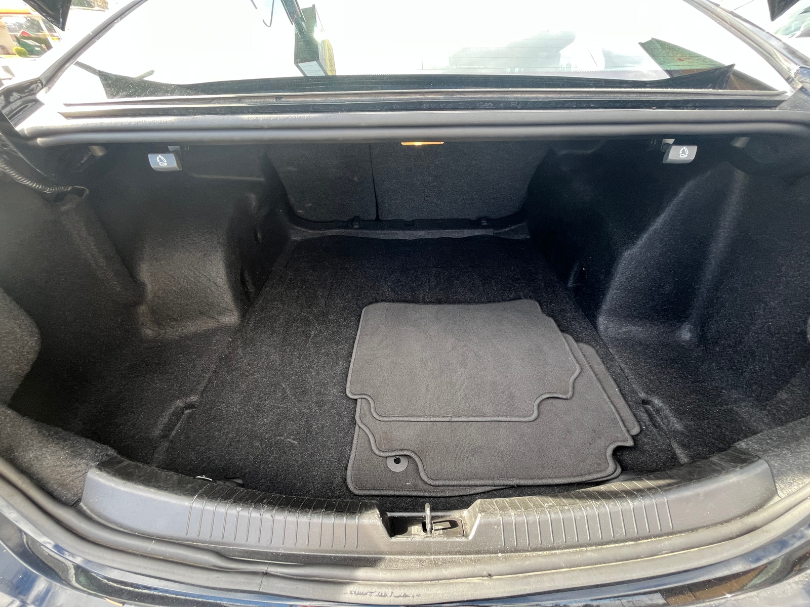 Thumbnail: 2024 Chevrolet Malibu - 6