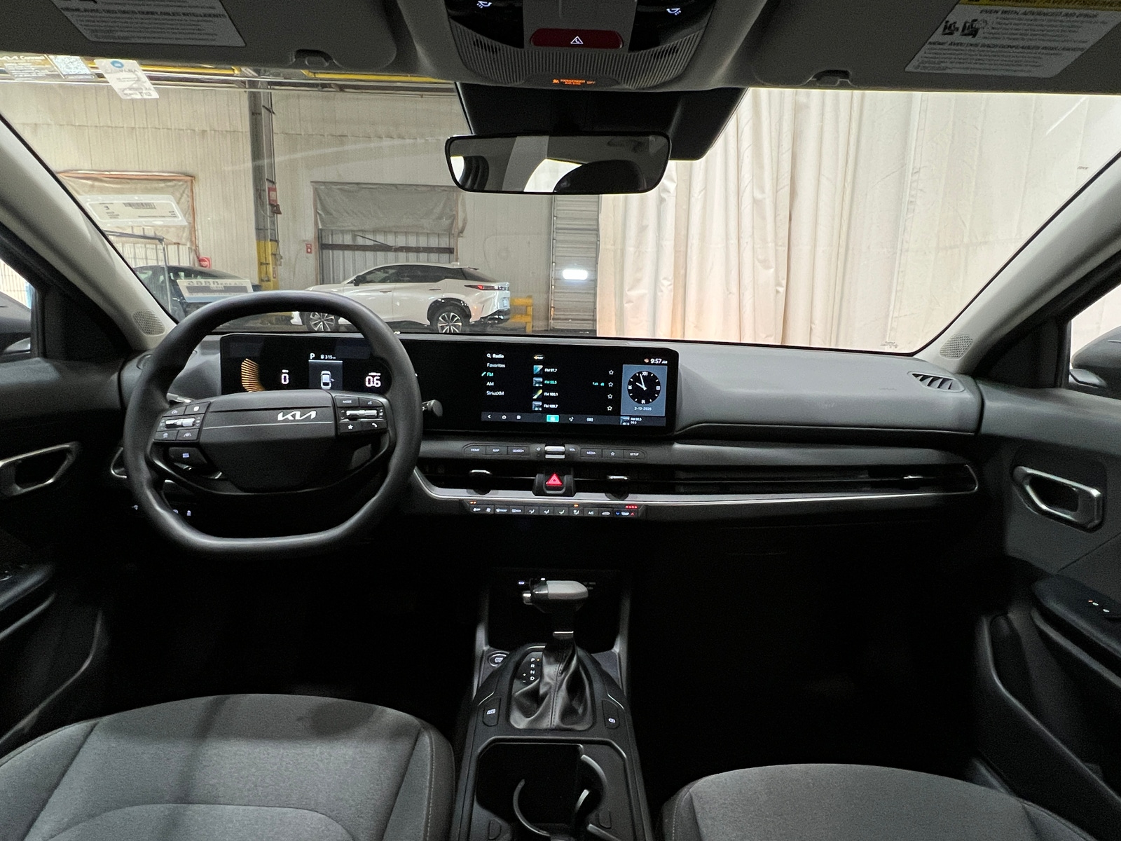 Thumbnail: 2025 Kia K4 - 3