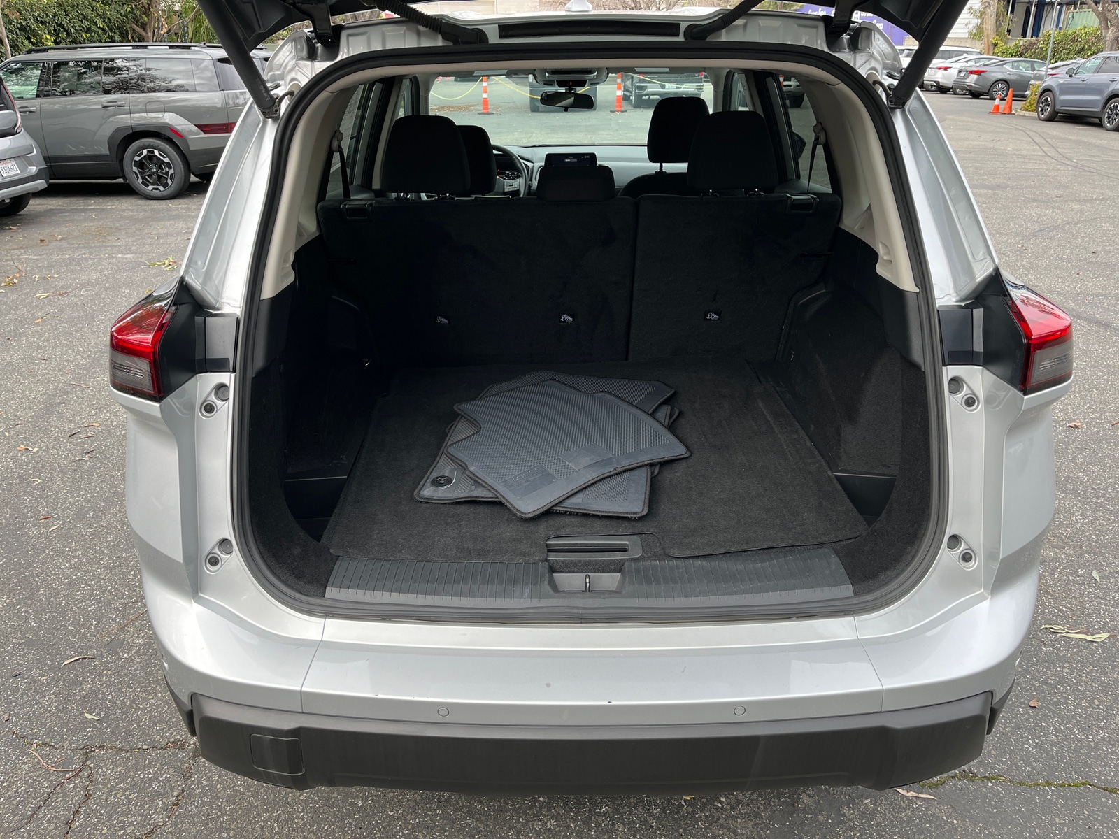 Thumbnail: 2025 Nissan Rogue - 6