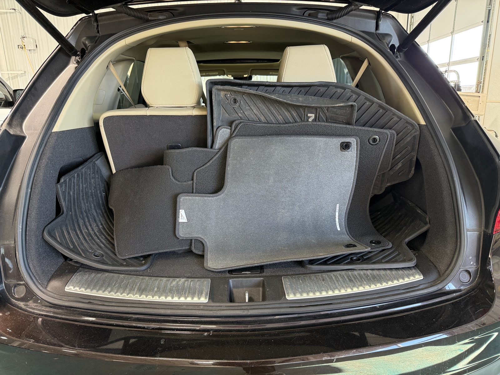 Thumbnail: 2018 Acura MDX - 6