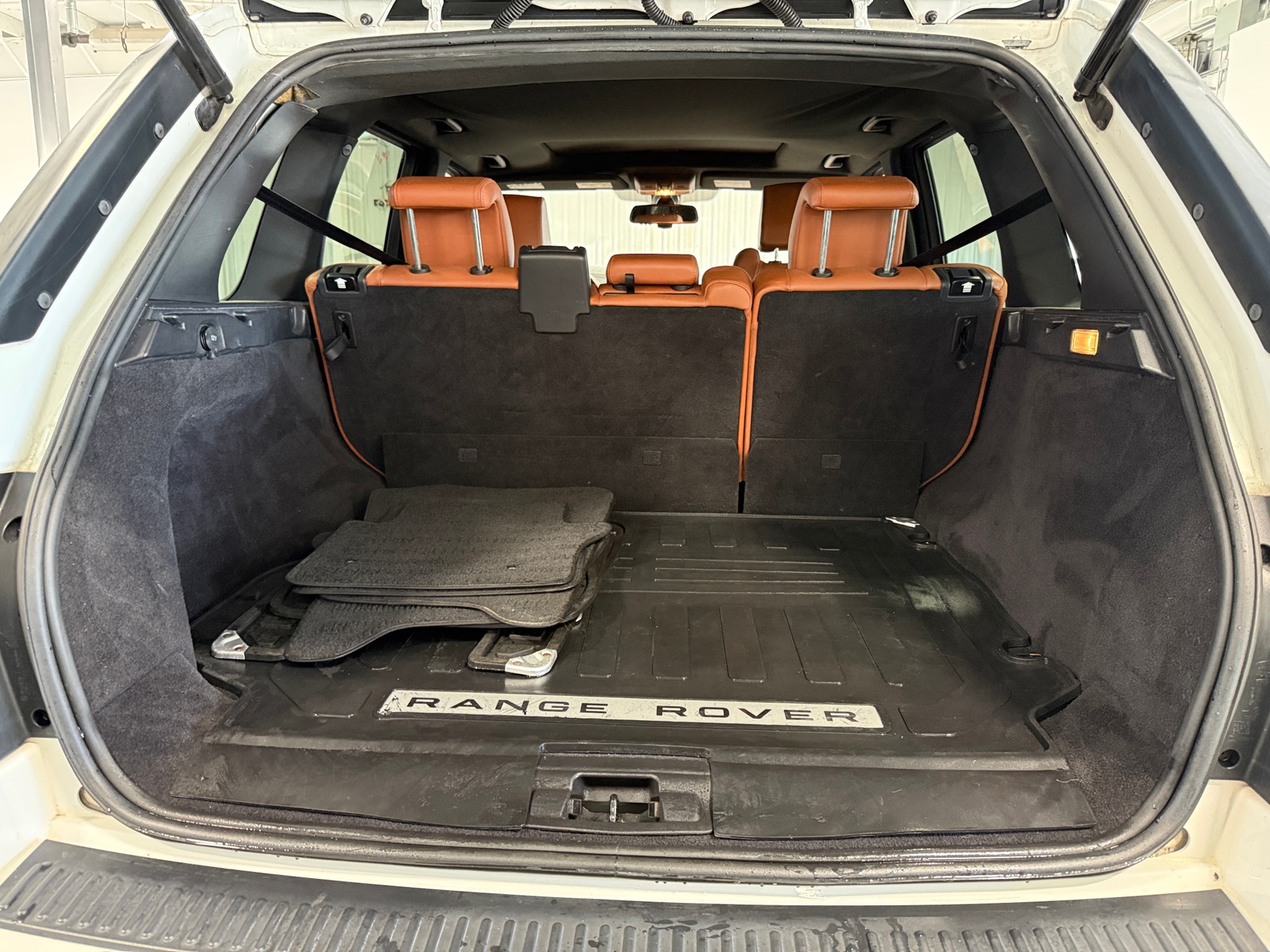 Thumbnail: 2013 Land Rover Range Rover Sport - 7