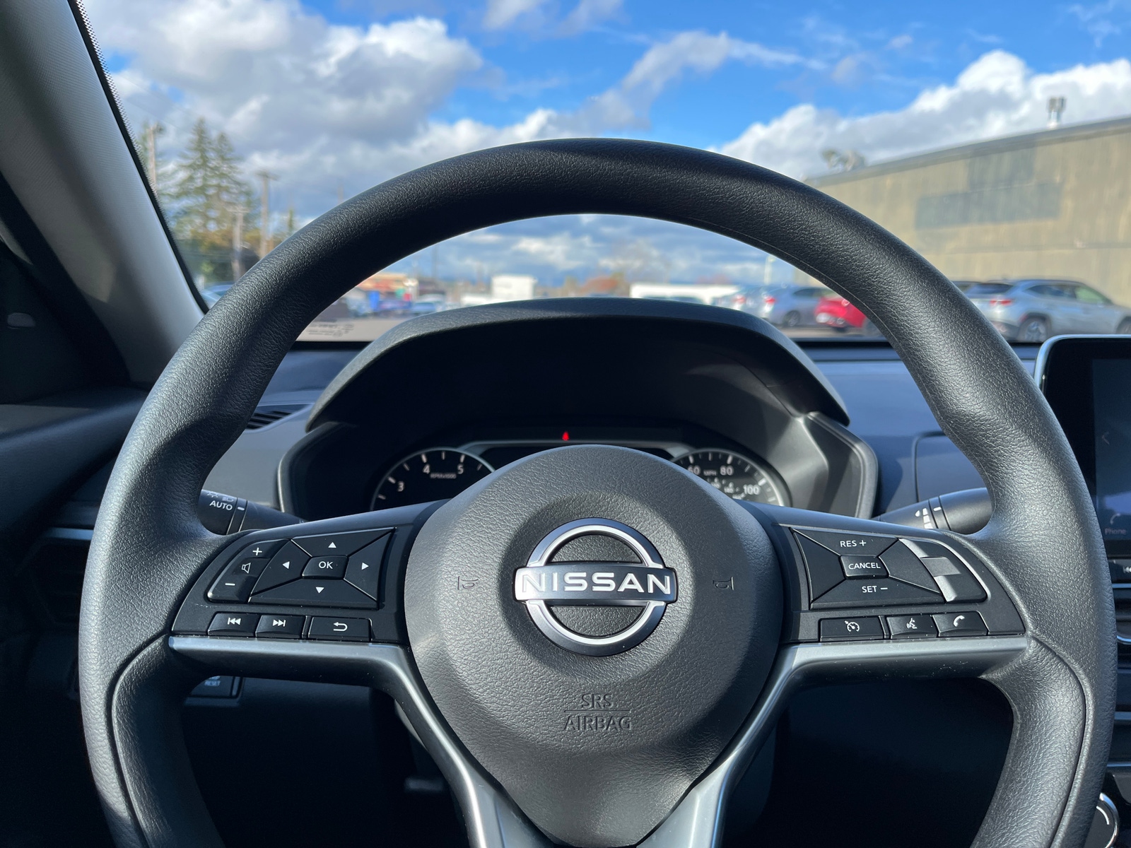 Thumbnail: 2025 Nissan Altima - 5