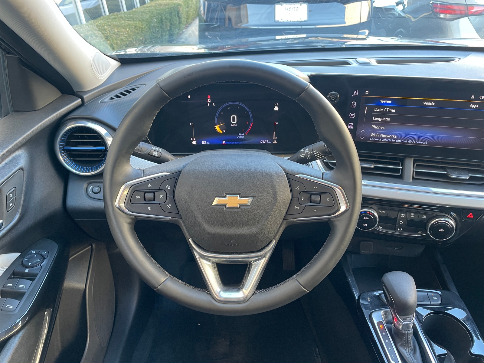 Thumbnail: 2025 Chevrolet Trax - 5