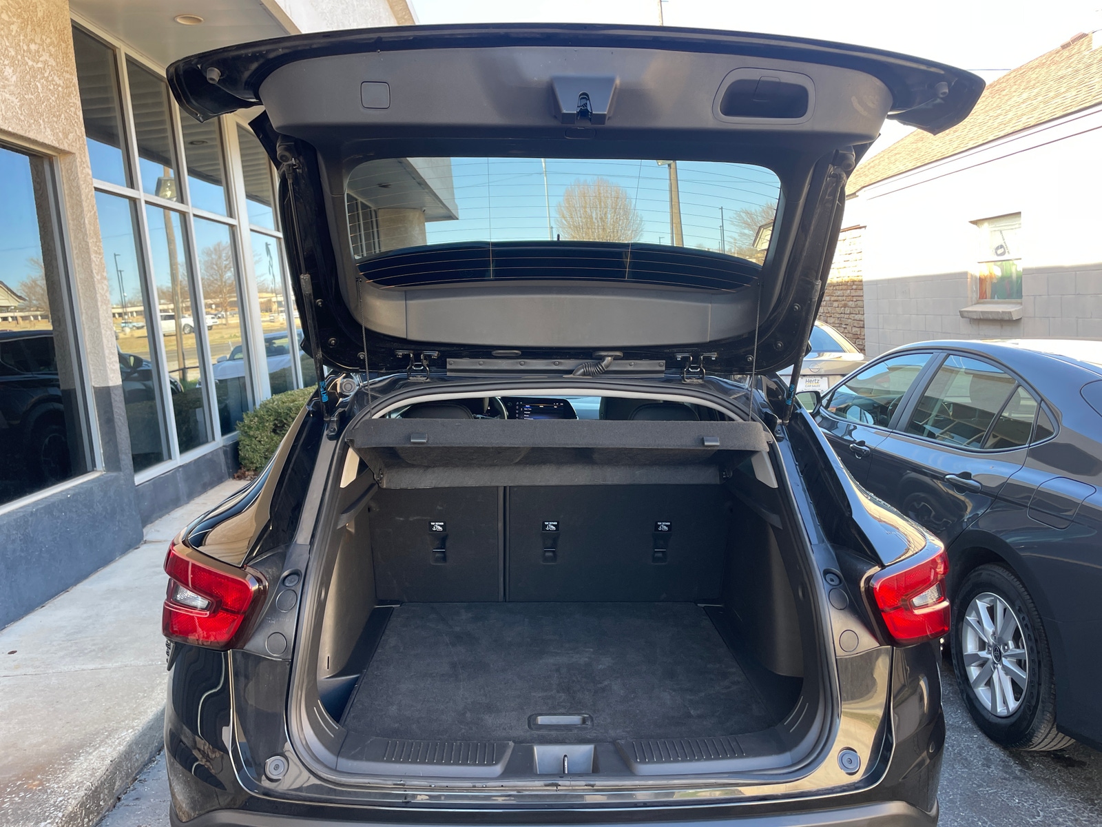 Thumbnail: 2025 Chevrolet Trax - 6