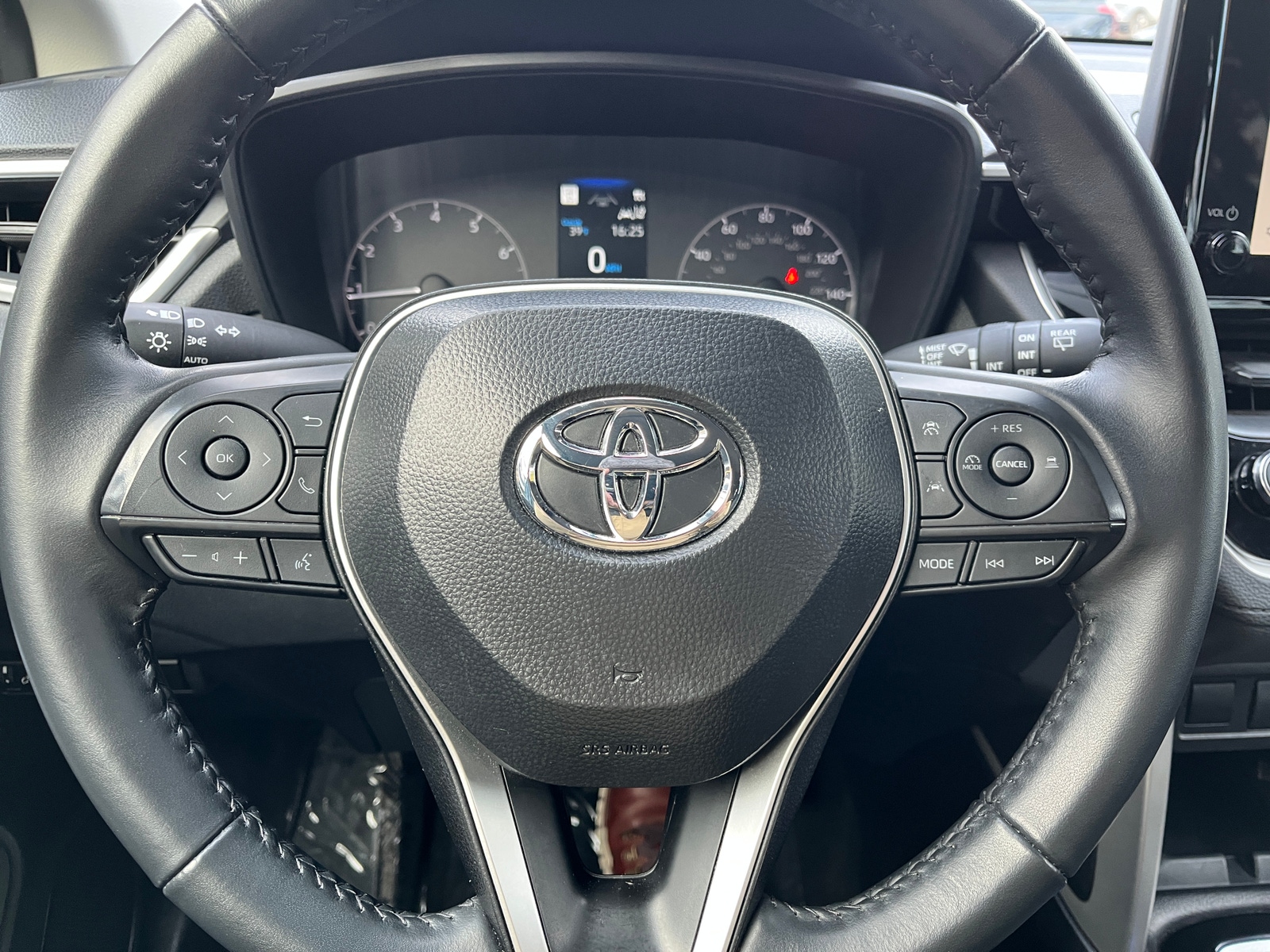 Thumbnail: 2025 Toyota Corolla Cross - 5