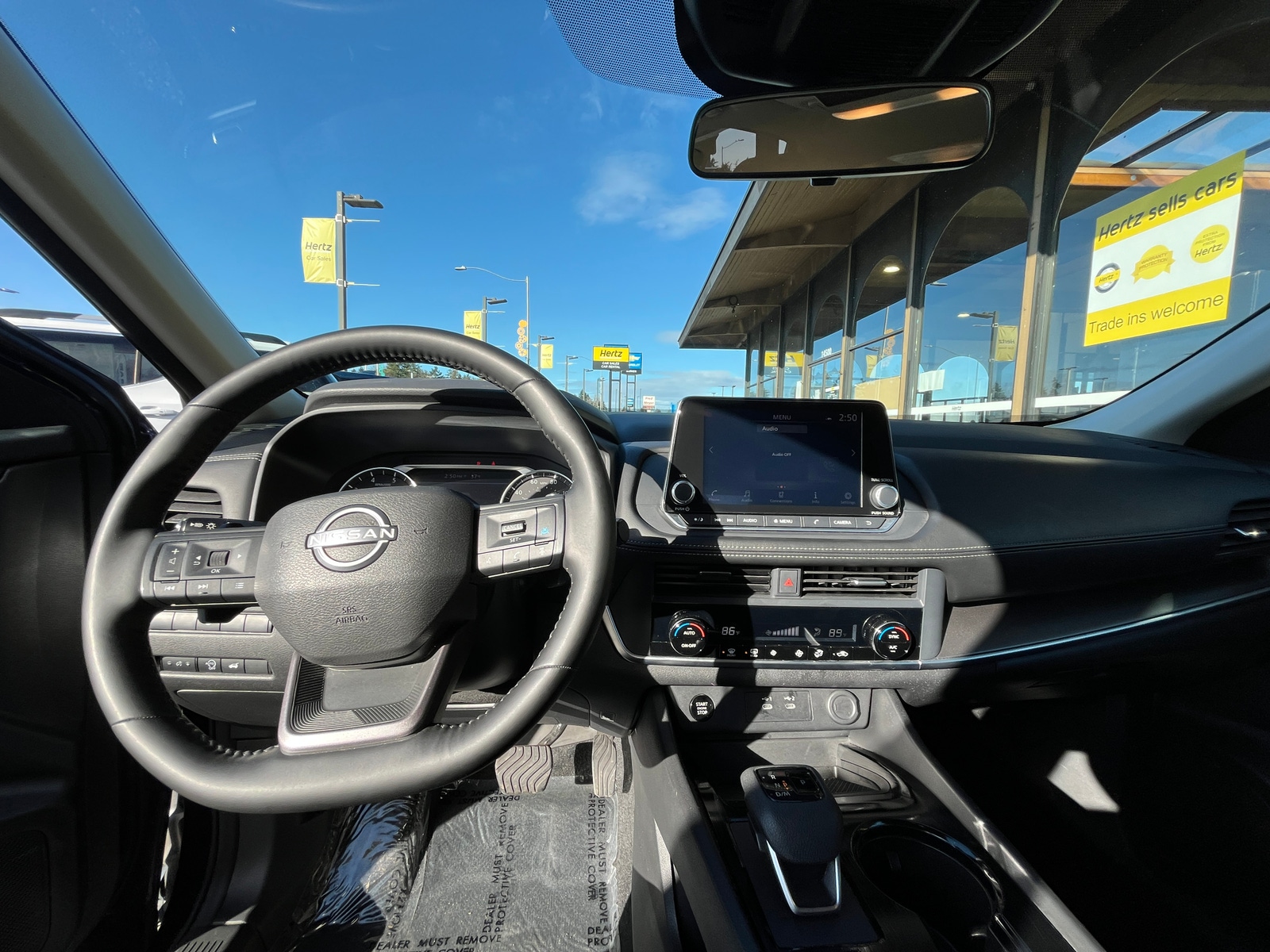 Thumbnail: 2025 Nissan Rogue - 3