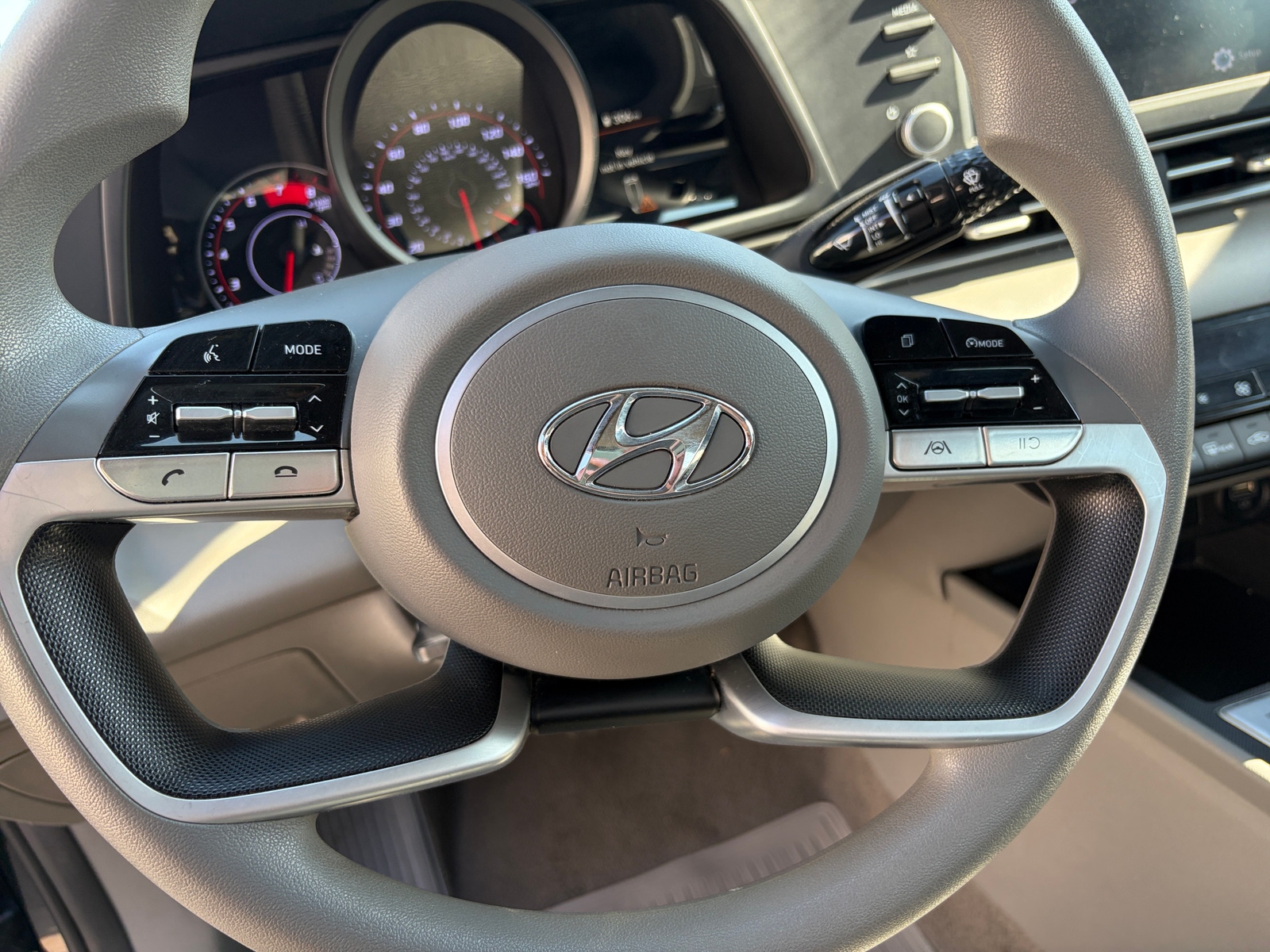 Thumbnail: 2023 Hyundai Elantra - 5