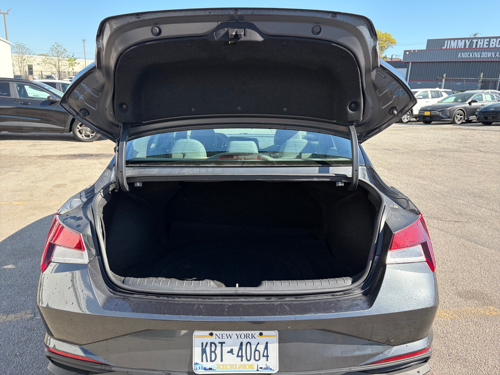 Thumbnail: 2023 Hyundai Elantra - 6