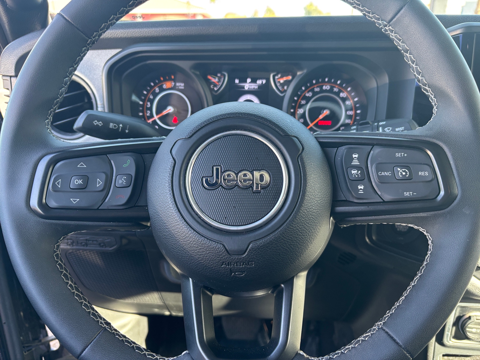 Thumbnail: 2025 Jeep Wrangler - 5