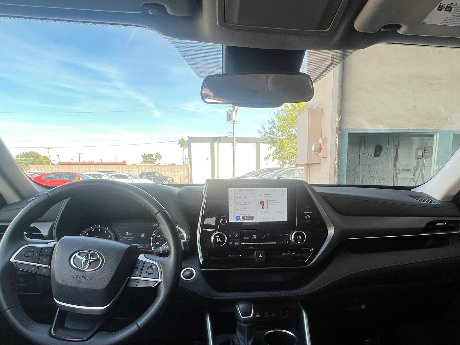 Thumbnail: 2025 Toyota Highlander - 3