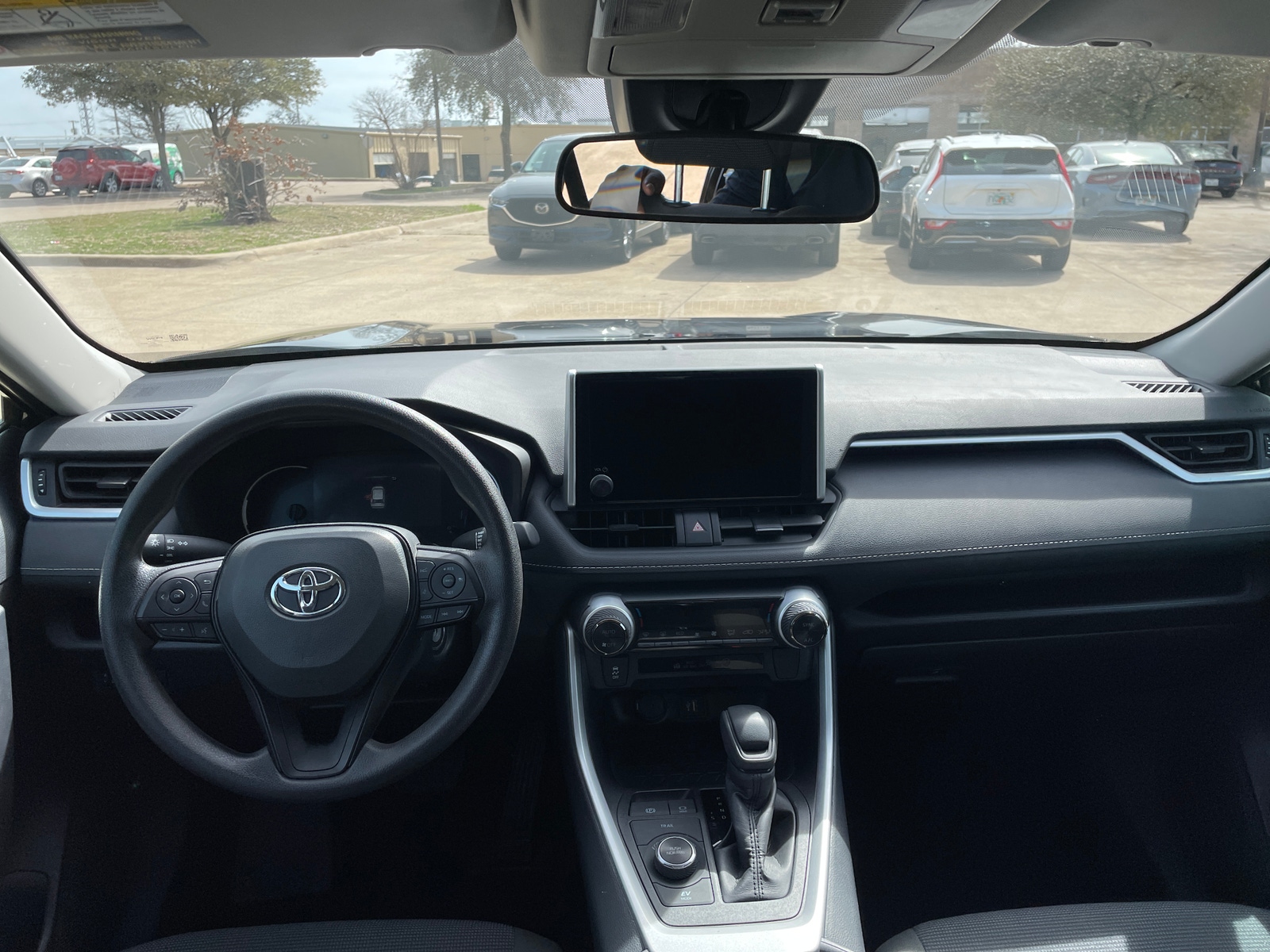 Thumbnail: 2025 Toyota RAV4 - 3