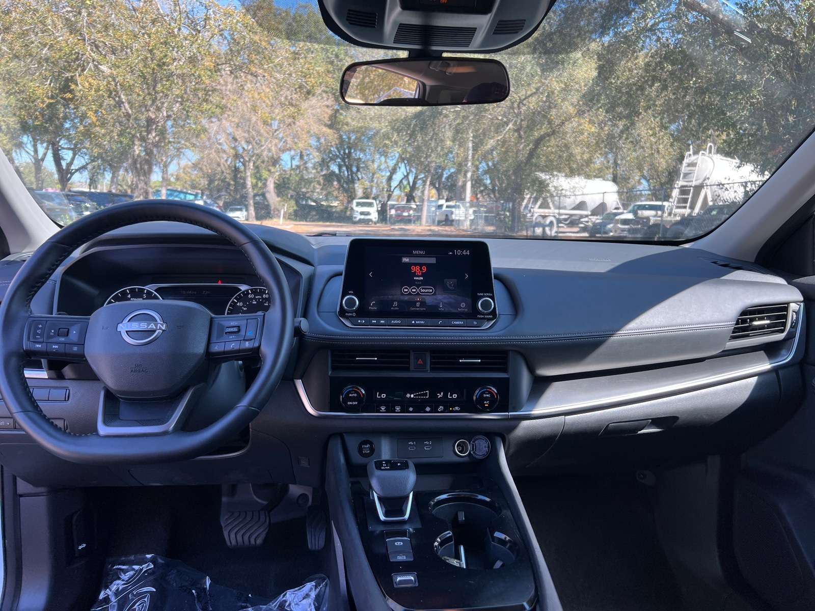 Thumbnail: 2025 Nissan Rogue - 3