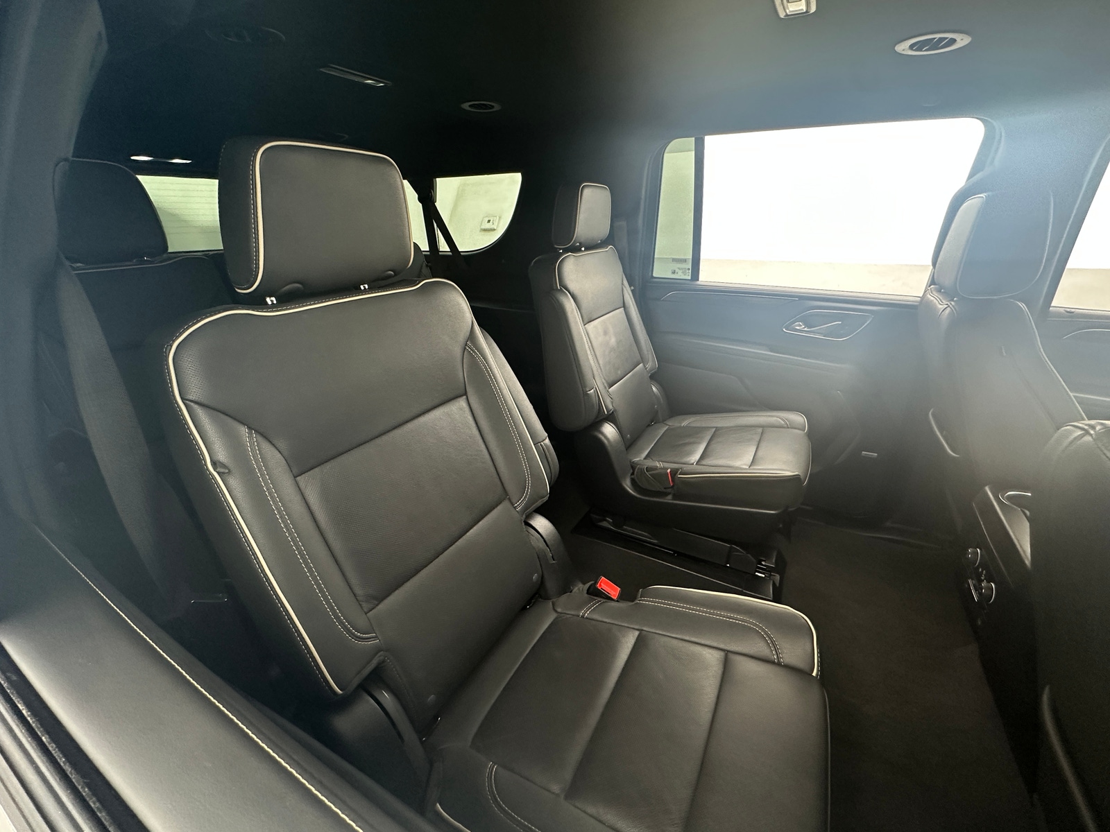 Thumbnail: 2023 Chevrolet Suburban - 6