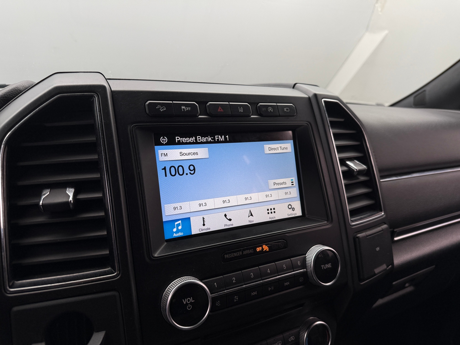 Thumbnail: 2018 Ford Expedition - 3