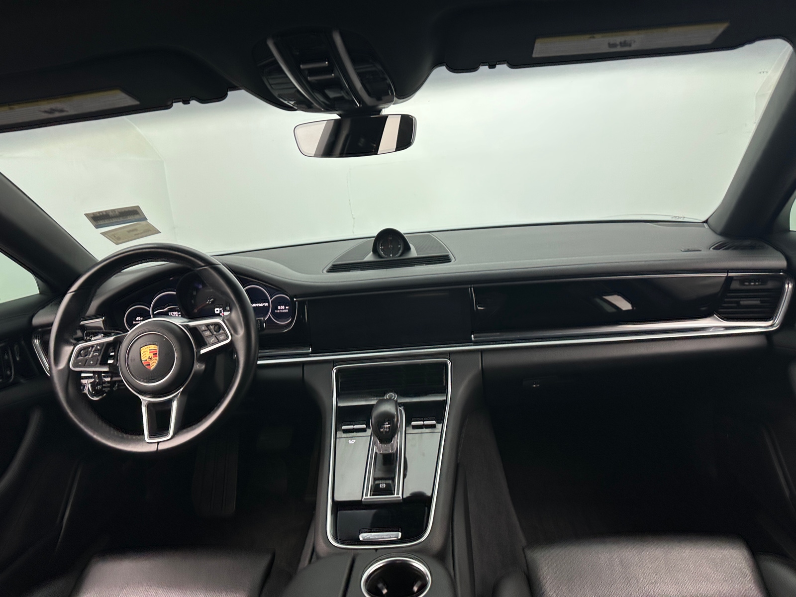 Thumbnail: 2019 Porsche Panamera - 2