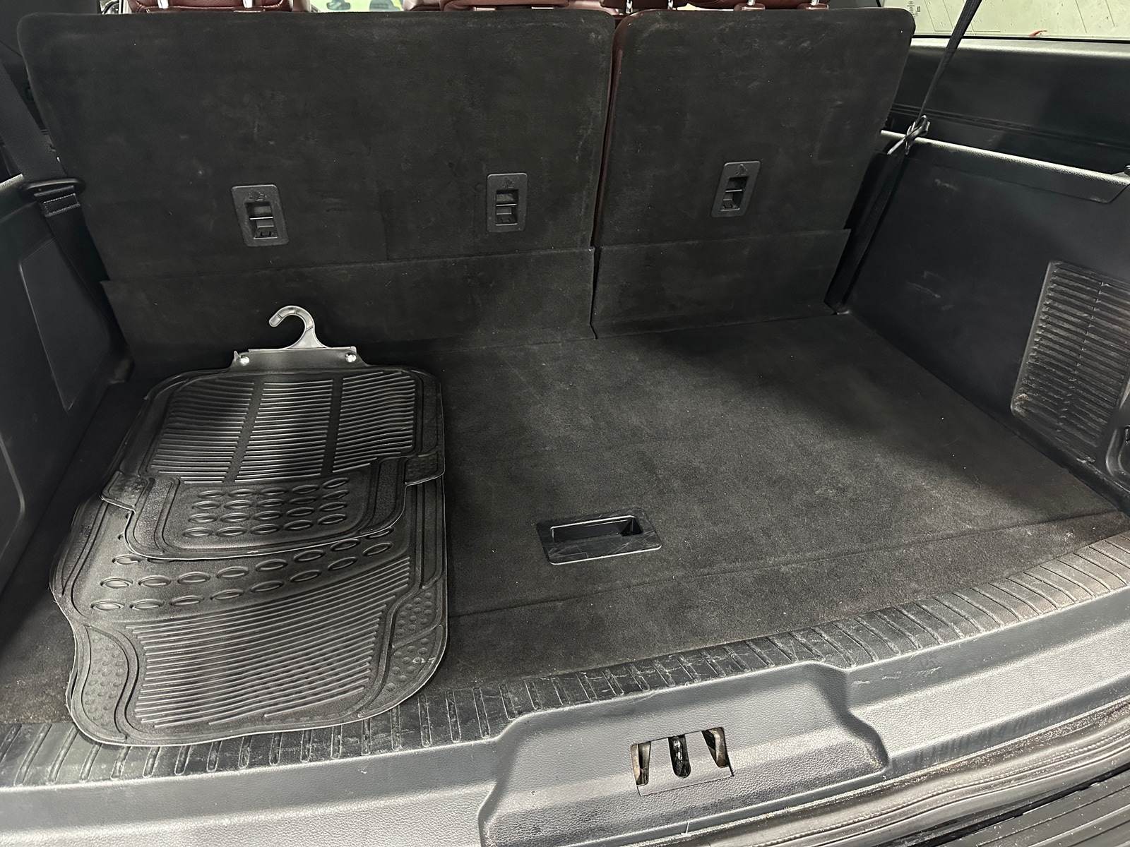 Thumbnail: 2023 Ford Expedition MAX - 6