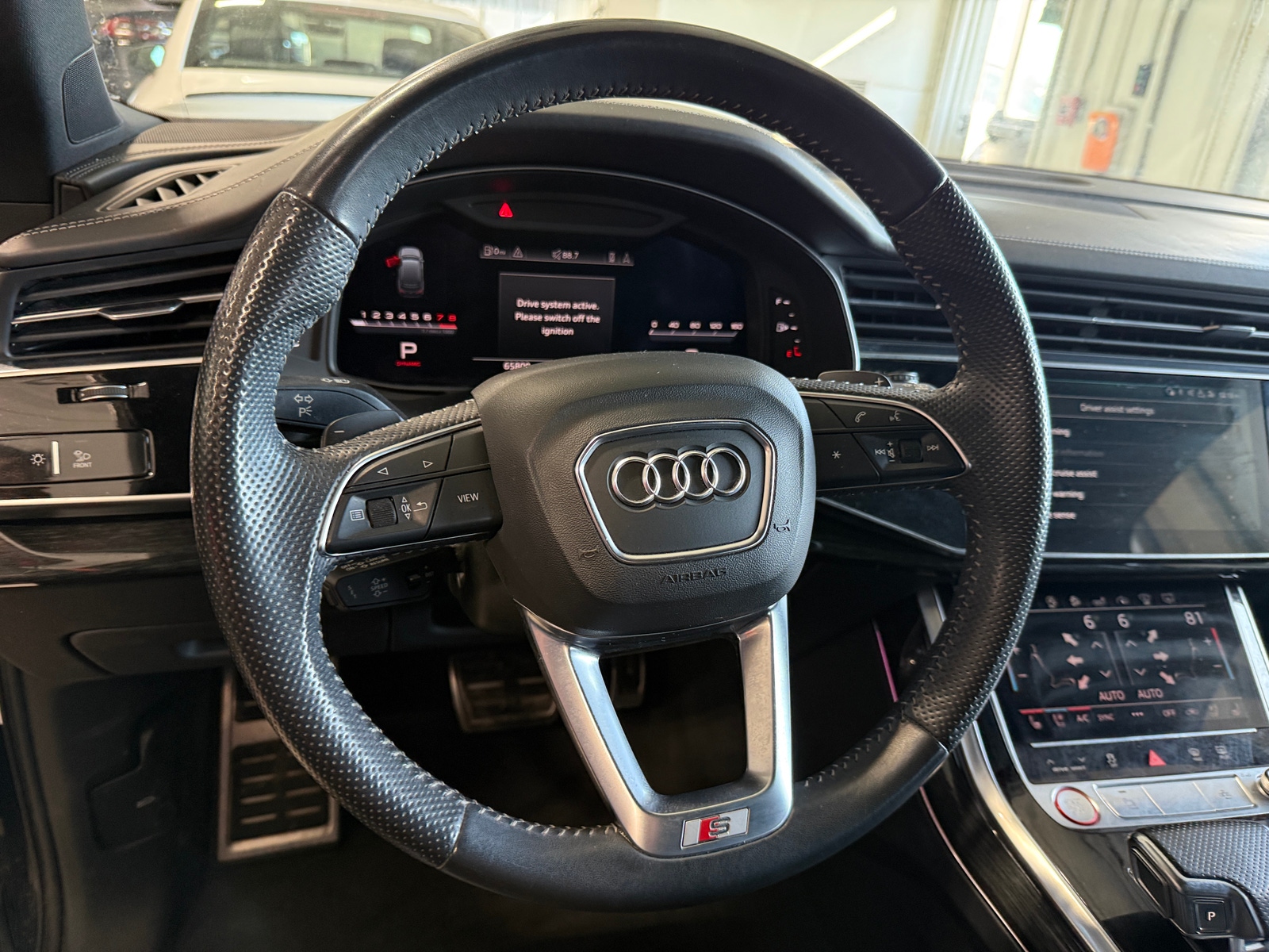 Thumbnail: 2020 Audi SQ7 - 4