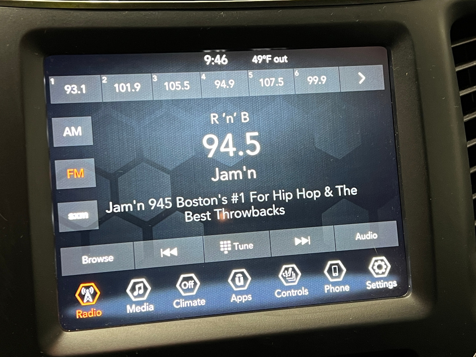 Thumbnail: 2022 Jeep Cherokee - 3