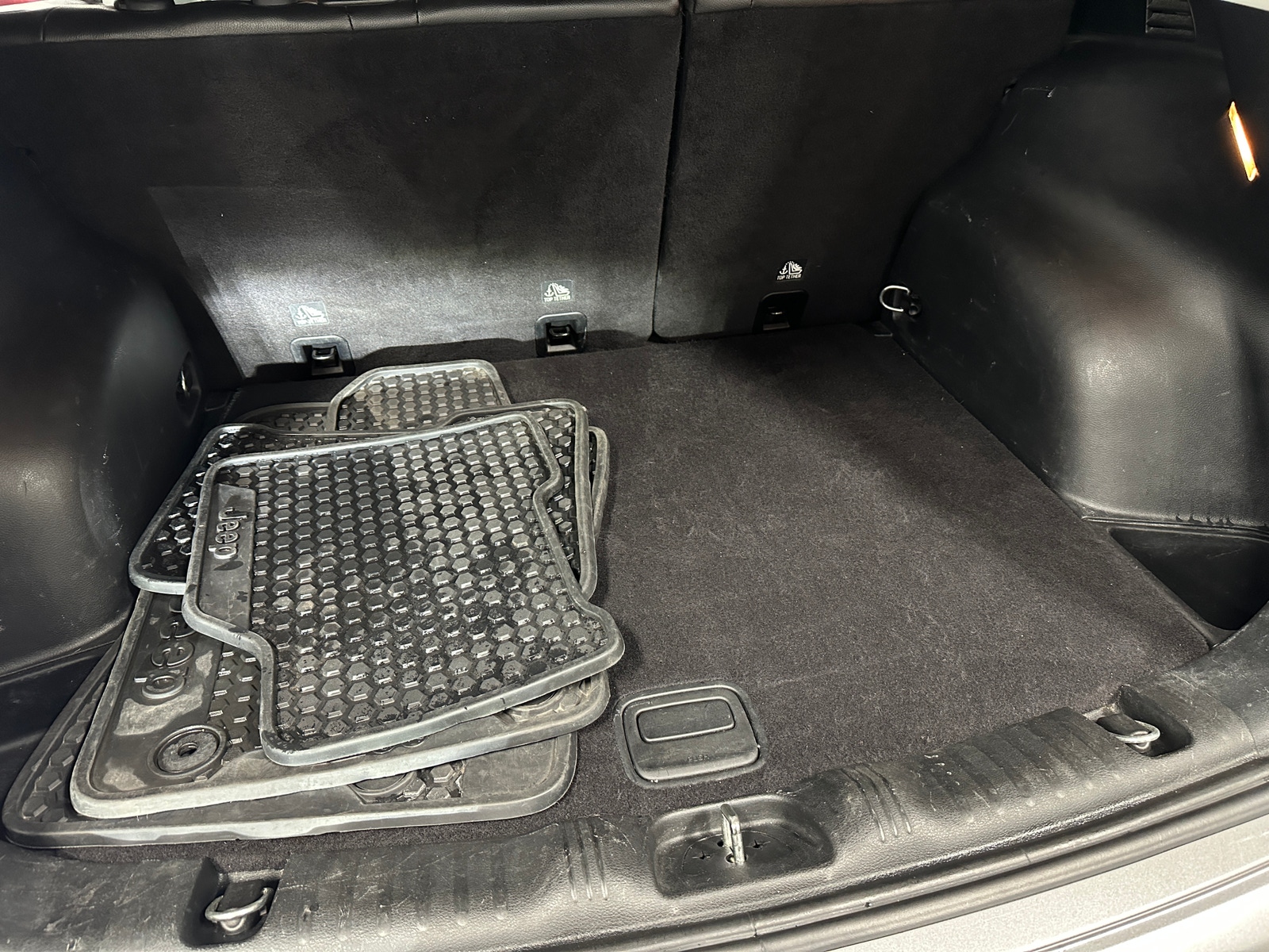 Thumbnail: 2018 Jeep Compass - 7